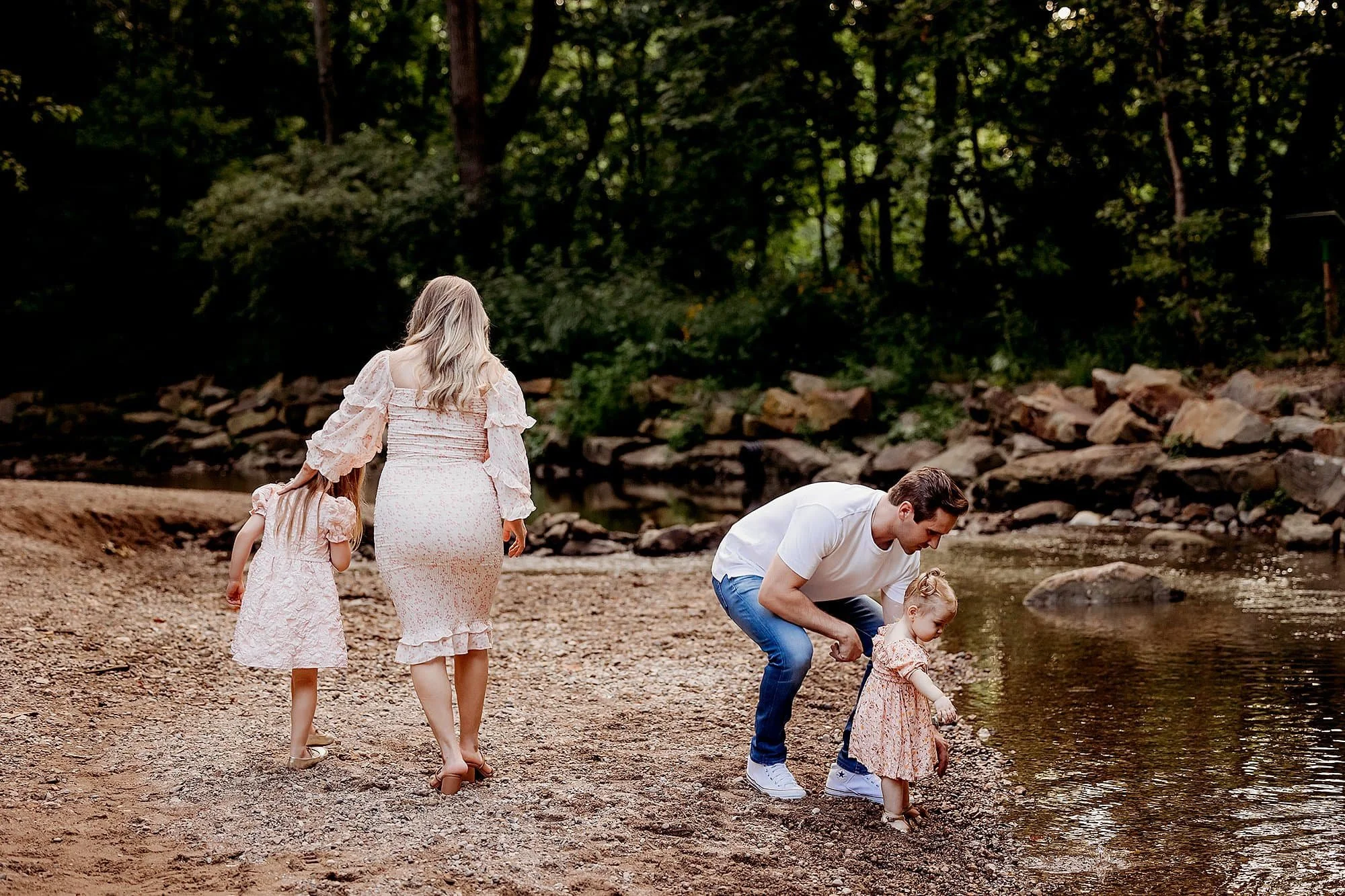 maternity session at flowing well park in carmel