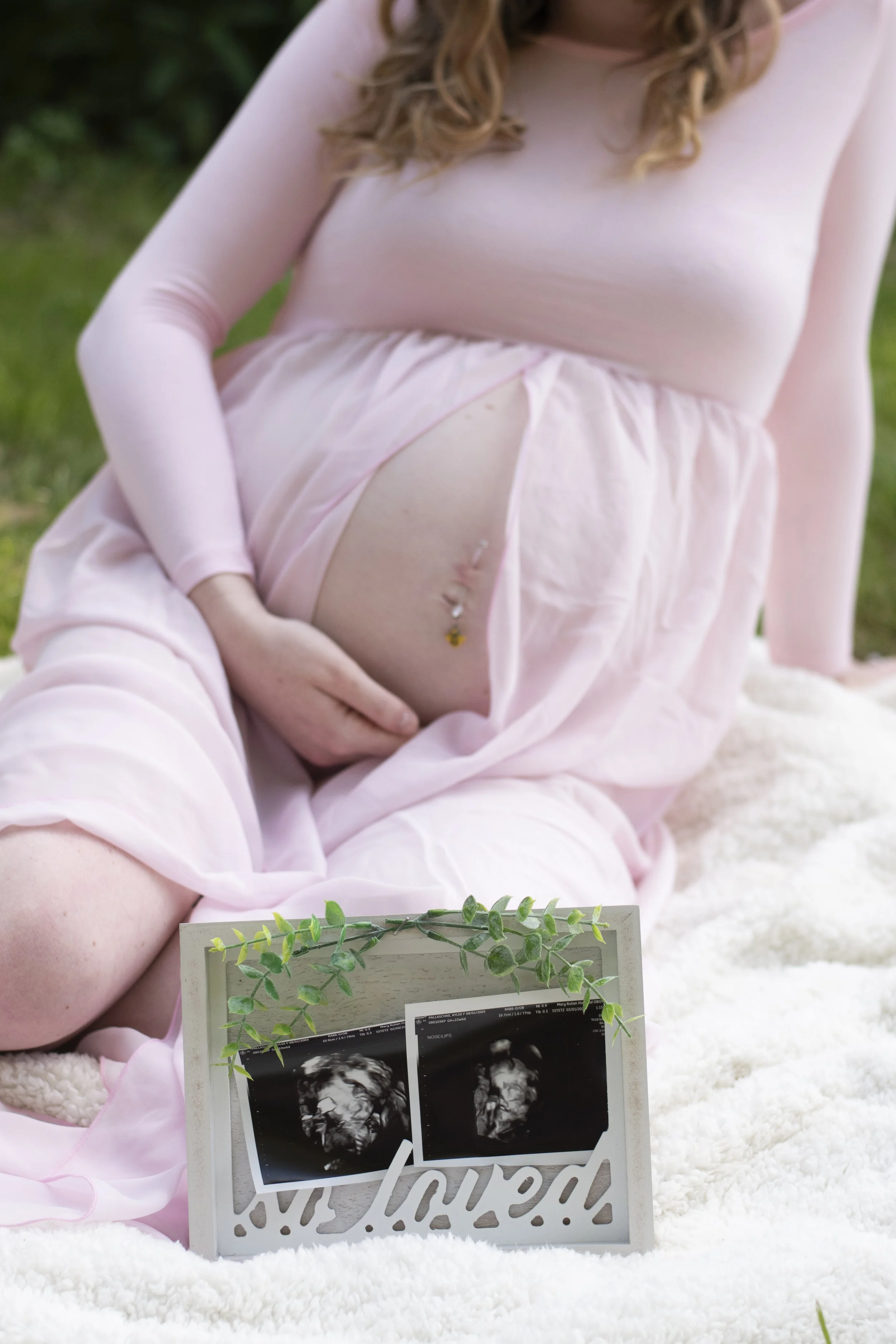 Kylee's Maternity Photos_2024_015.jpg