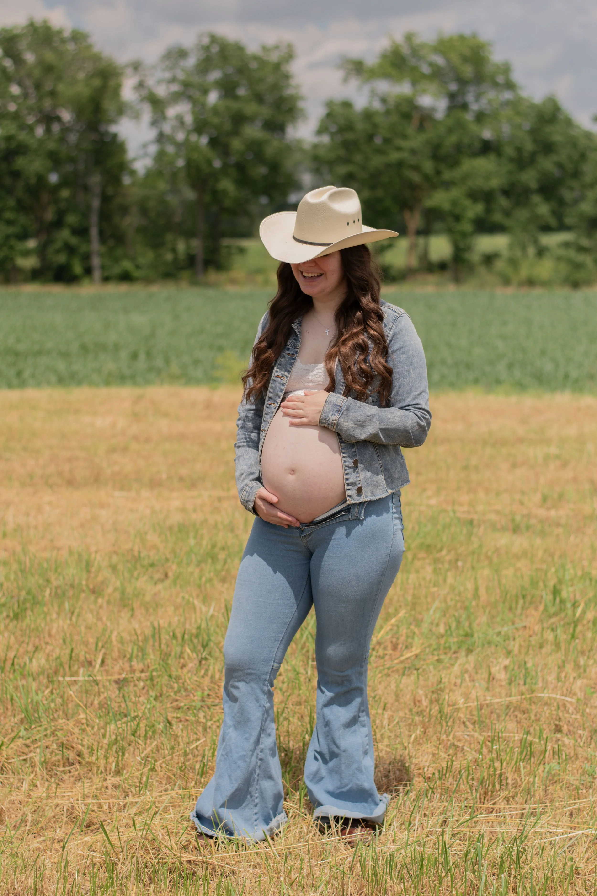 Gabby's Maternity Photos_June 2024_016.jpg