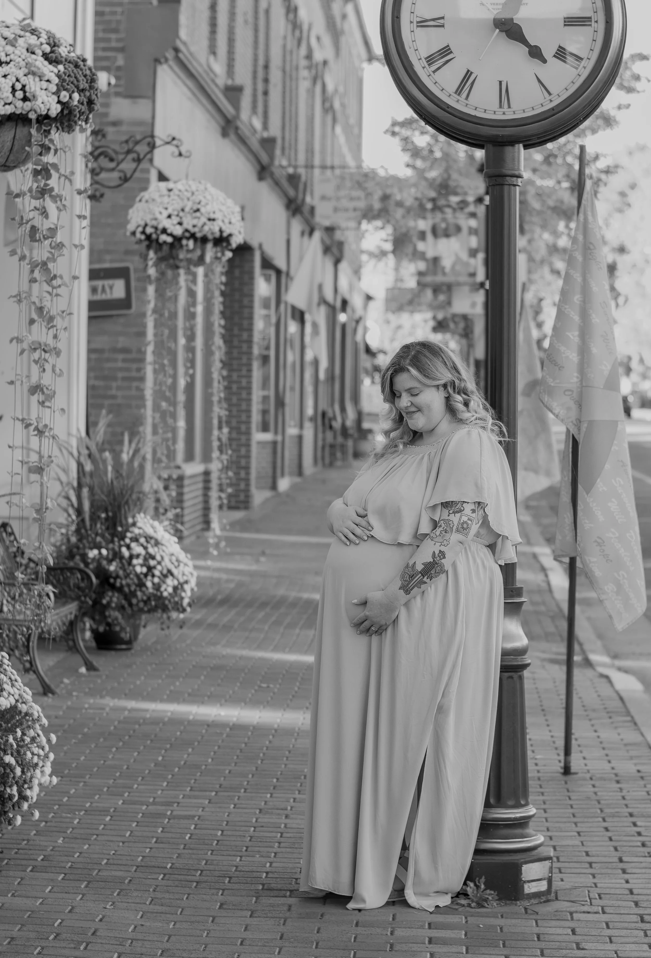 Kayla&Kyle Maternity Photos_2024_052.jpg