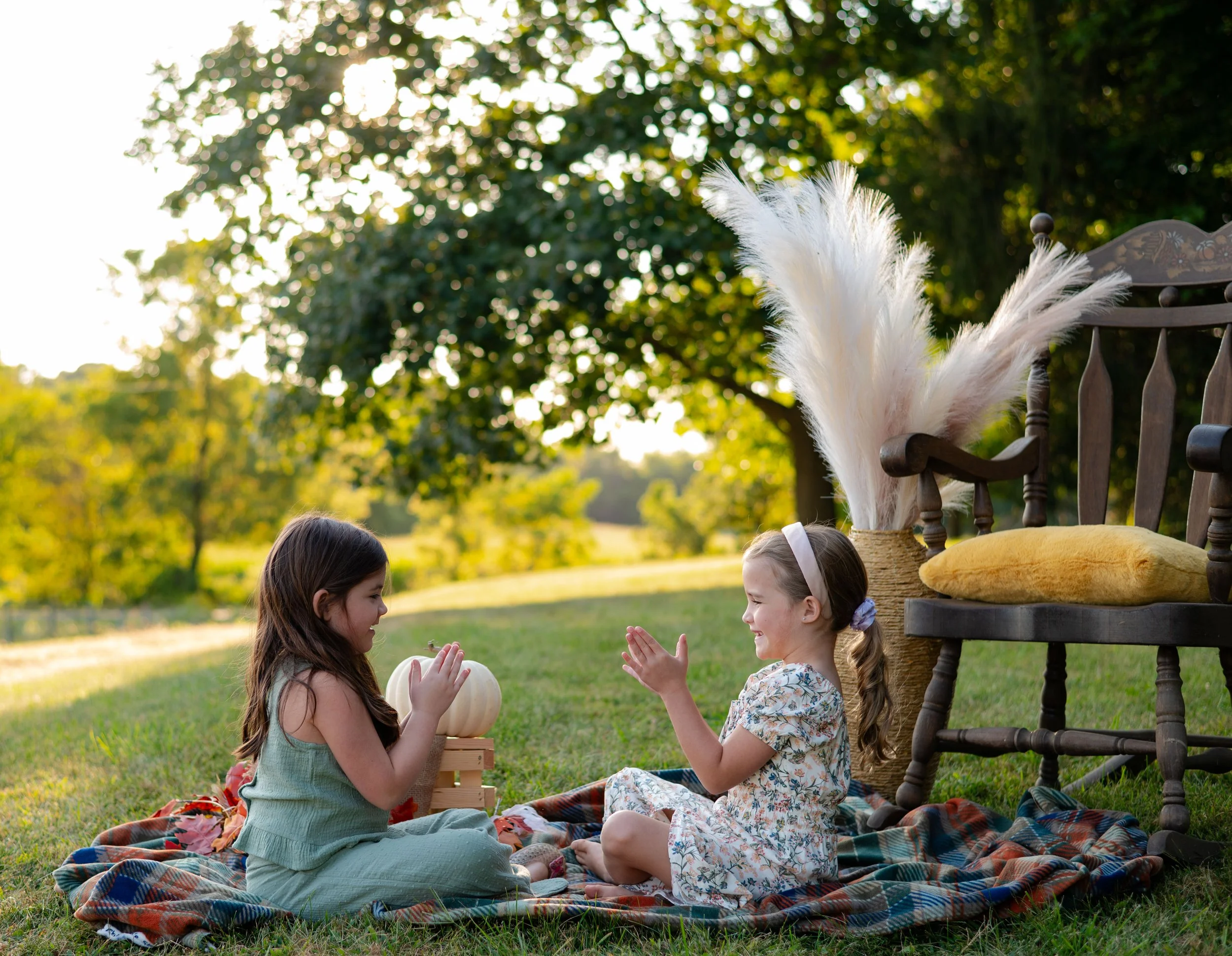 Aurora&Ariel_Fall Minis_2025_002.jpg