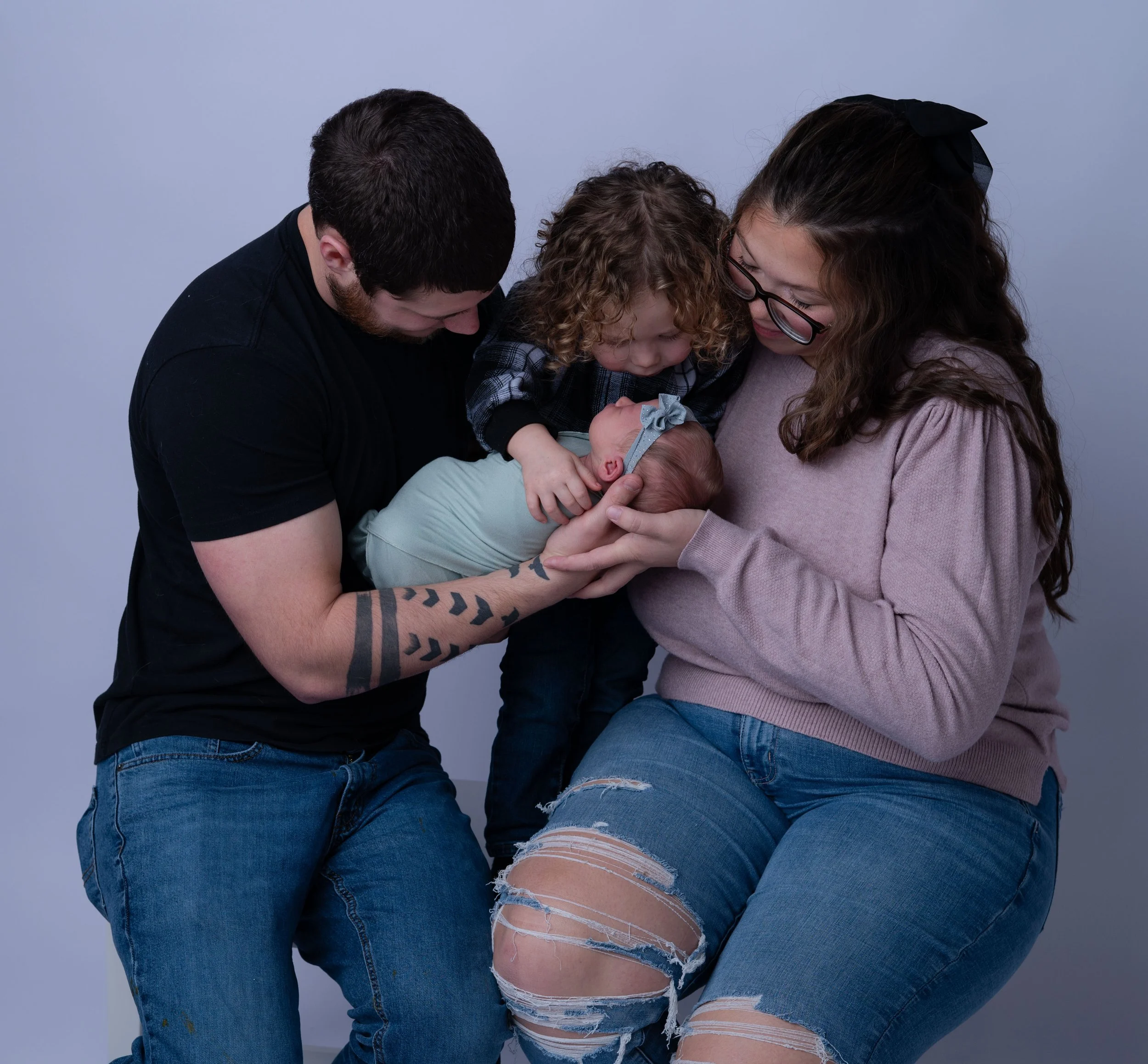 Arabella's Newborn Photos_2025_032.jpg