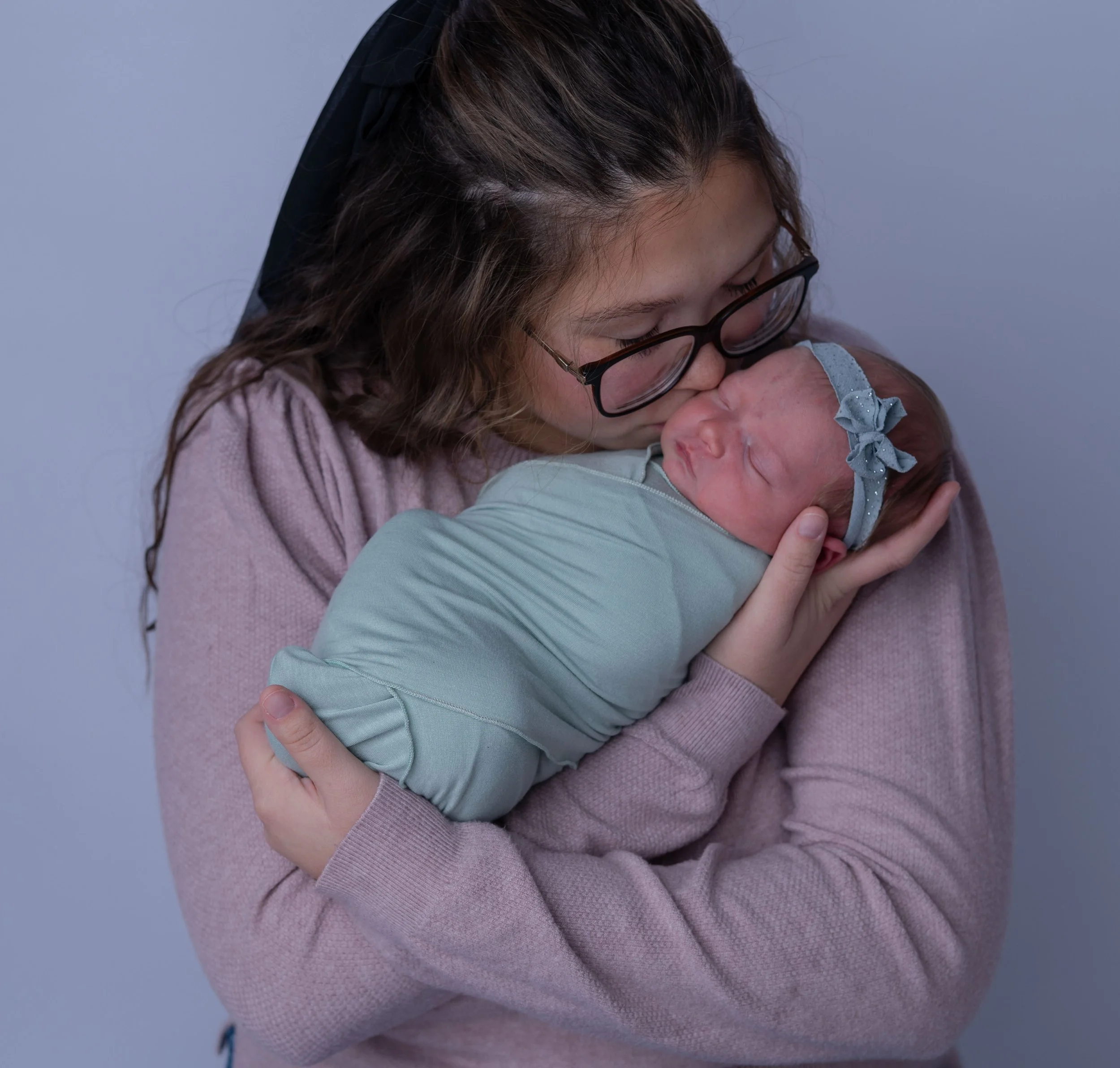Arabella's Newborn Photos_2025_036.jpg