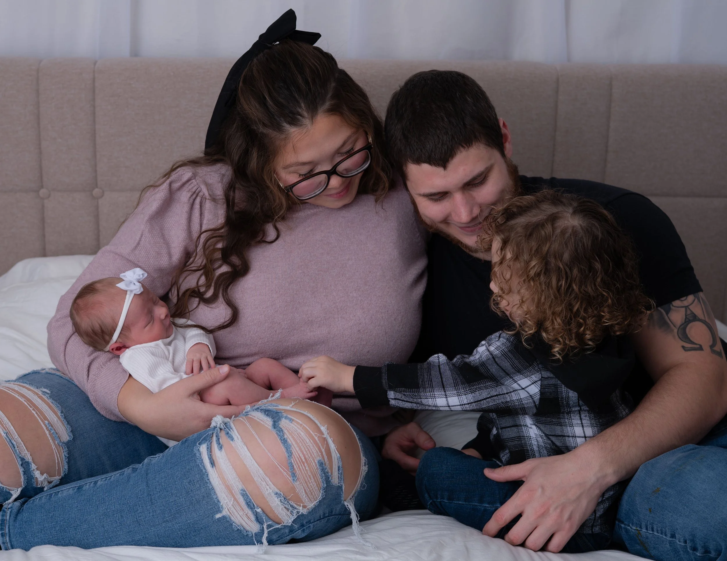 Arabella's Newborn Photos_2025_012.jpg