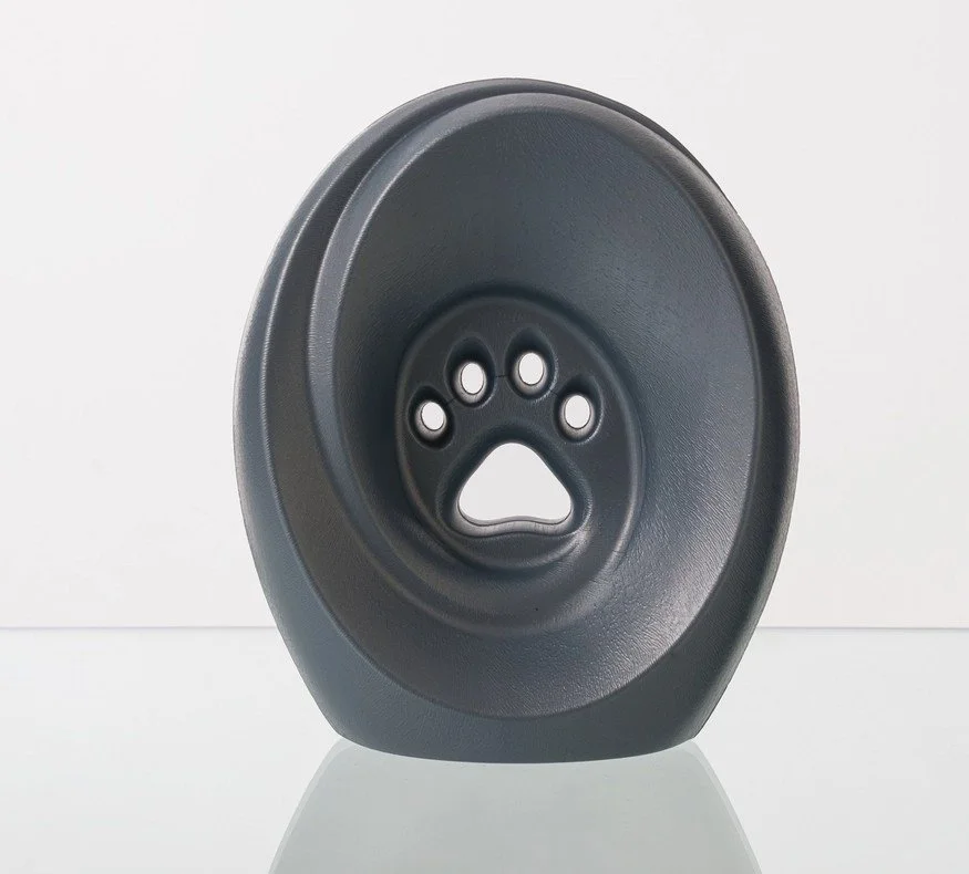 Silver Polyethylene 8 inch Urn.jpg