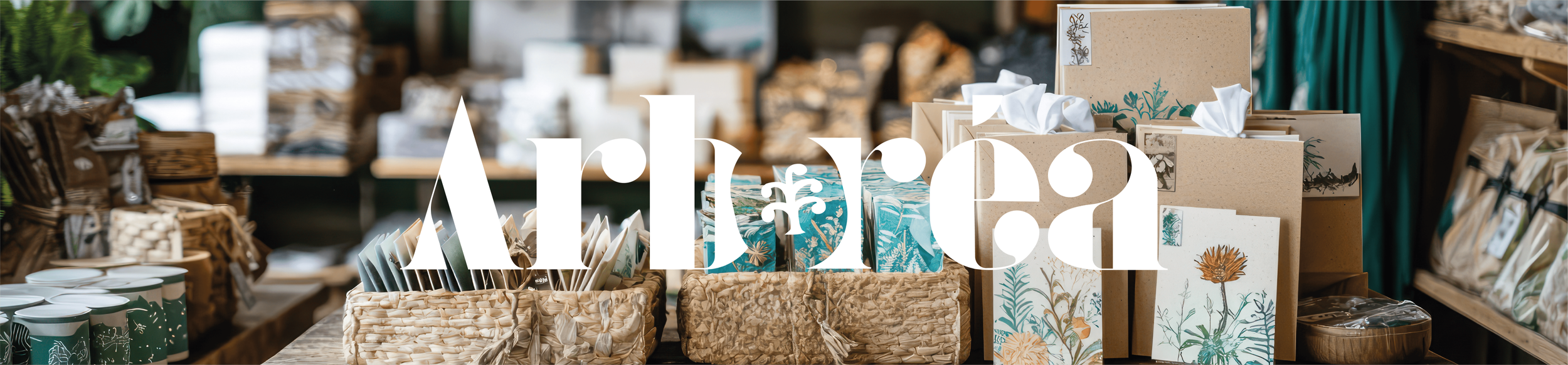 Vente de produits naturels dans un marché, avec des boîtes, sacs et paquets en matériaux recyclés, décoration florale, ambiance chaleureuse et naturelle.