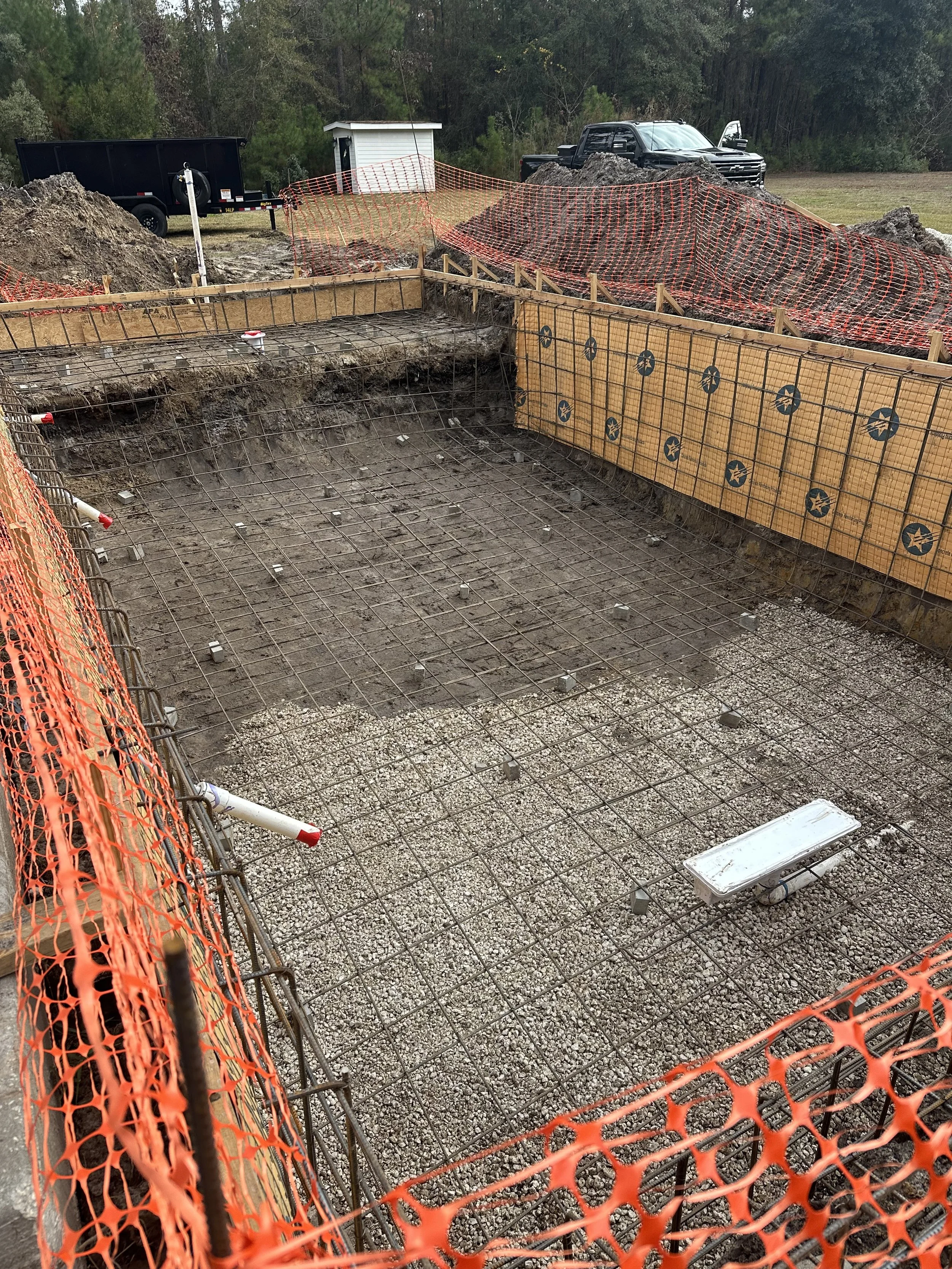 Swimming pool rebar from a premium builder. Gunite with channel main drain.