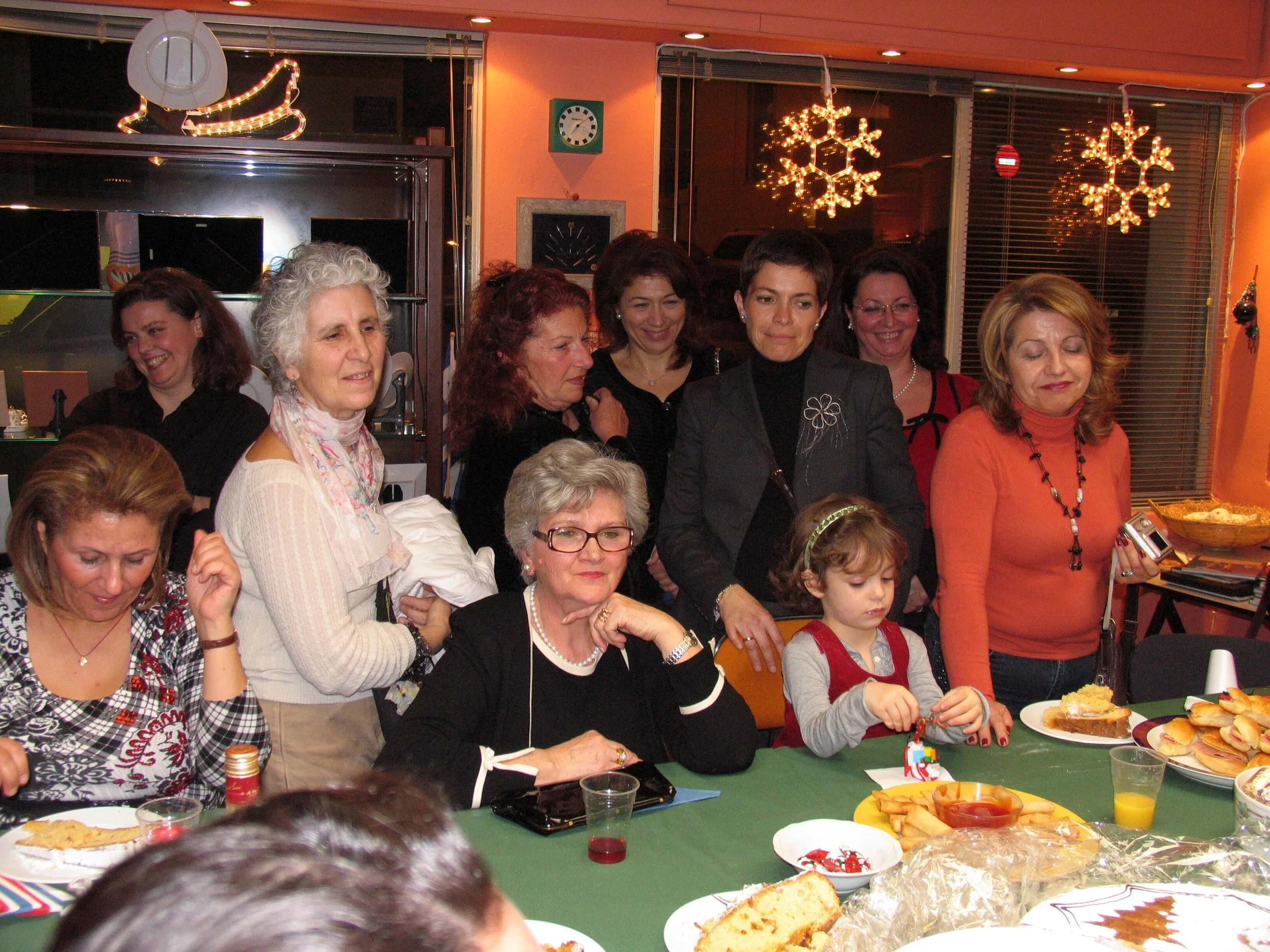 TINY_ΚΟΠΗ ΠΙΤΑΣ 8.JPG