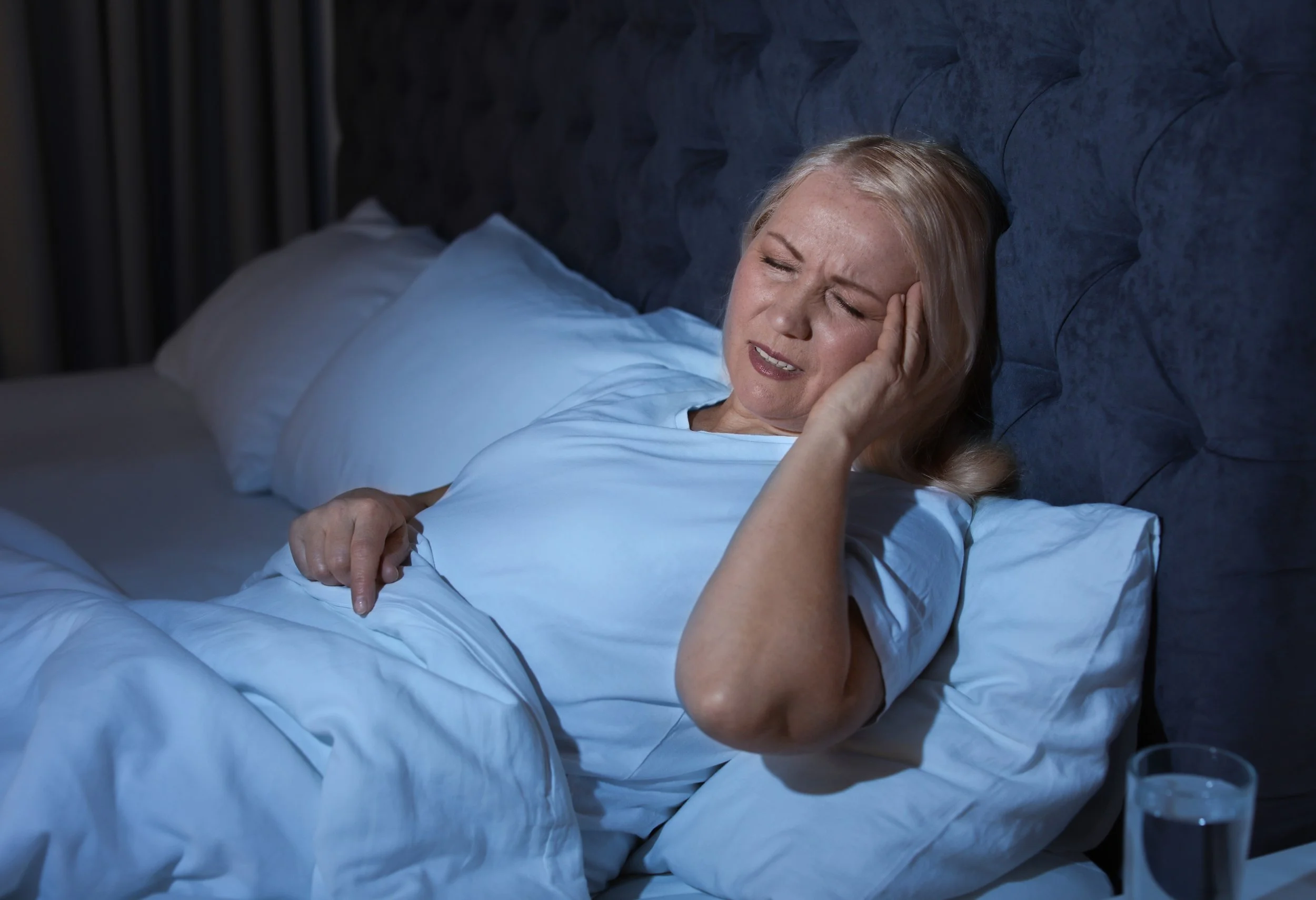 Why Women Ages 40 to 60 Report Higher Rates of Sleep Problems