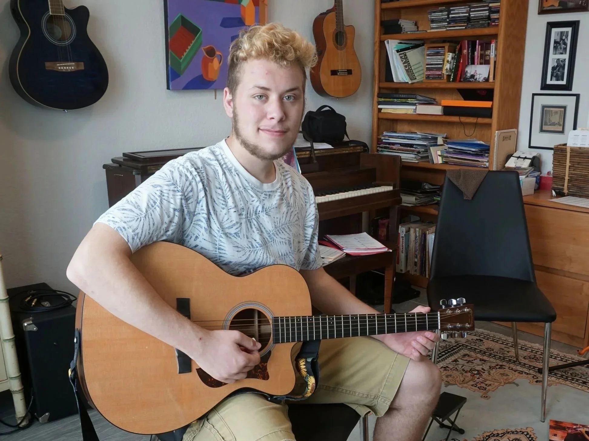 Student+w+guitar+2020+smpx.jpg