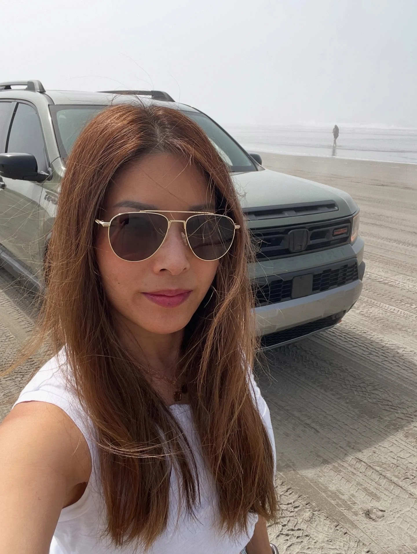 Drove on the world&rsquo;s longest drivable beach. Fun act: Brazil has the world&rsquo;s longest beach, but it&rsquo;s not drivable.

#driving  #suv #hondapassport #beach #drivablebeach #washington #girlandcars #longbeach #summervibes
