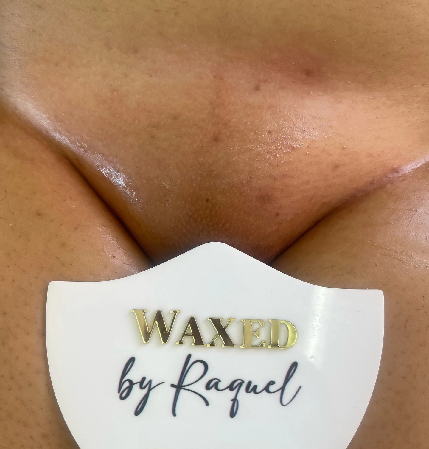 𝐋𝐨𝐨𝐤𝐢𝐧𝐠 𝐥𝐢𝐤𝐞 𝐚 𝐠𝐥𝐚𝐳𝐞𝐝 𝐝𝐨𝐧𝐮𝐭 🍩😻
𝐒𝐰𝐢𝐩𝐞 𝐟𝐨𝐫 𝐭𝐡𝐞 𝐛𝐞𝐟𝐨𝐫𝐞 ➡️

✨𝐇𝐨𝐥𝐥𝐲𝐰𝐨𝐨𝐝 𝐖𝐚𝐱𝐢𝐧𝐠 𝐟𝐫𝐨𝐦 &pound;𝟑𝟒✨
📍𝐁𝐡𝐚𝐦 𝐂𝐢𝐭𝐲 𝐂𝐞𝐧𝐭𝐫𝐞

𝐅𝐨𝐥𝐥𝐨𝐰 @cerabloomwax &hearts;️
-
-
-
#Wax #bham #womenswa