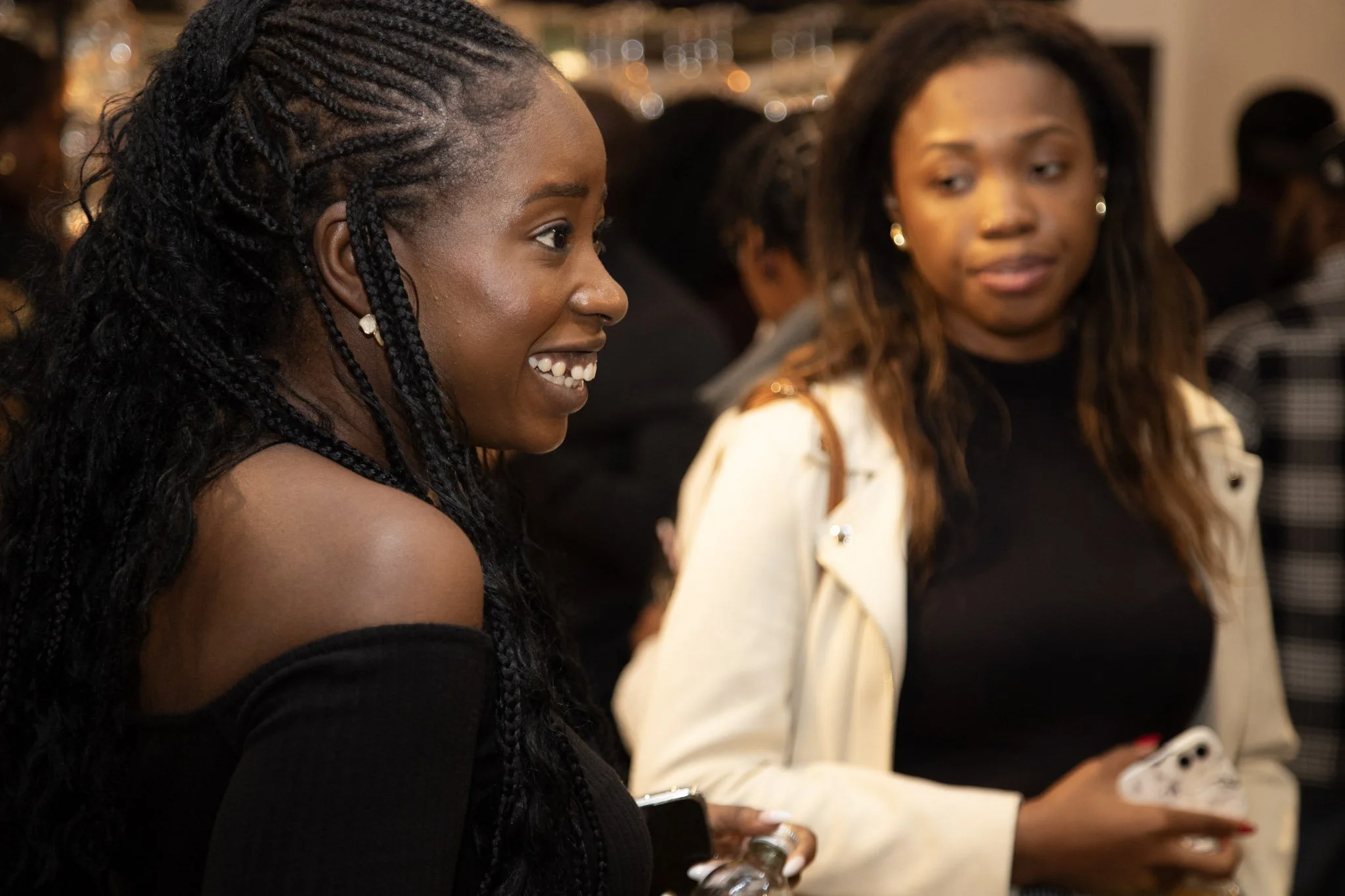 Elevate MK: Professional Social Mixer