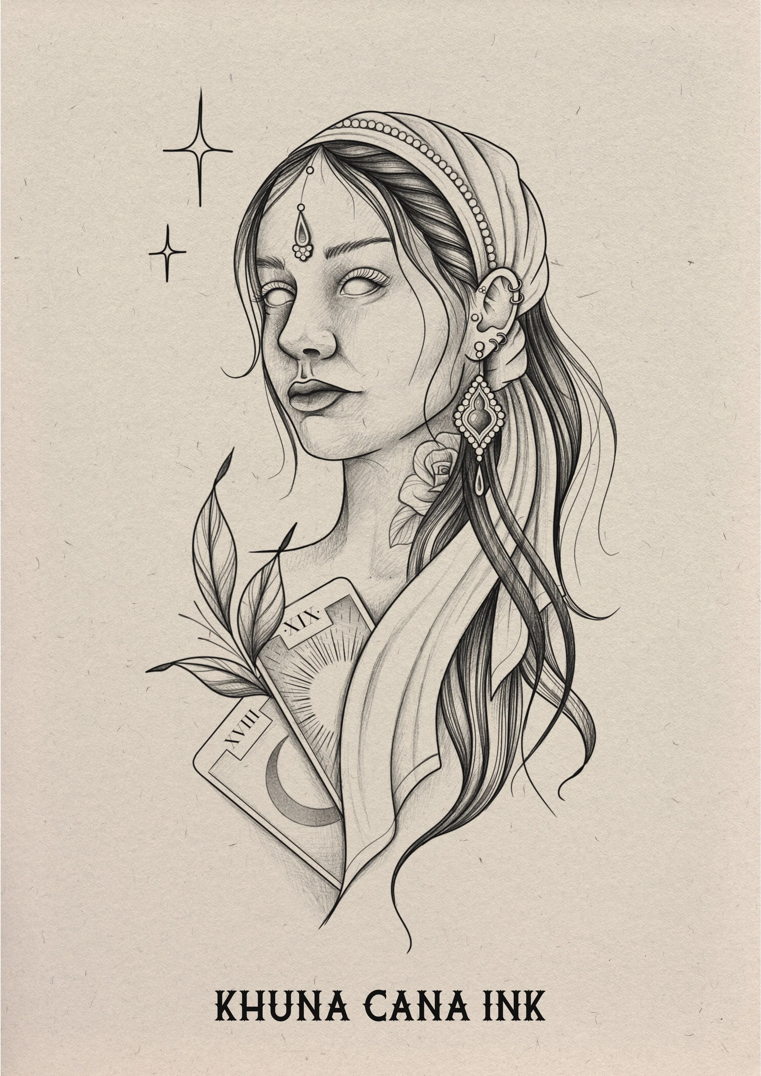 Een zwart-wit schets van een vrouw met lange haar, sieraden en tarotkaarten.