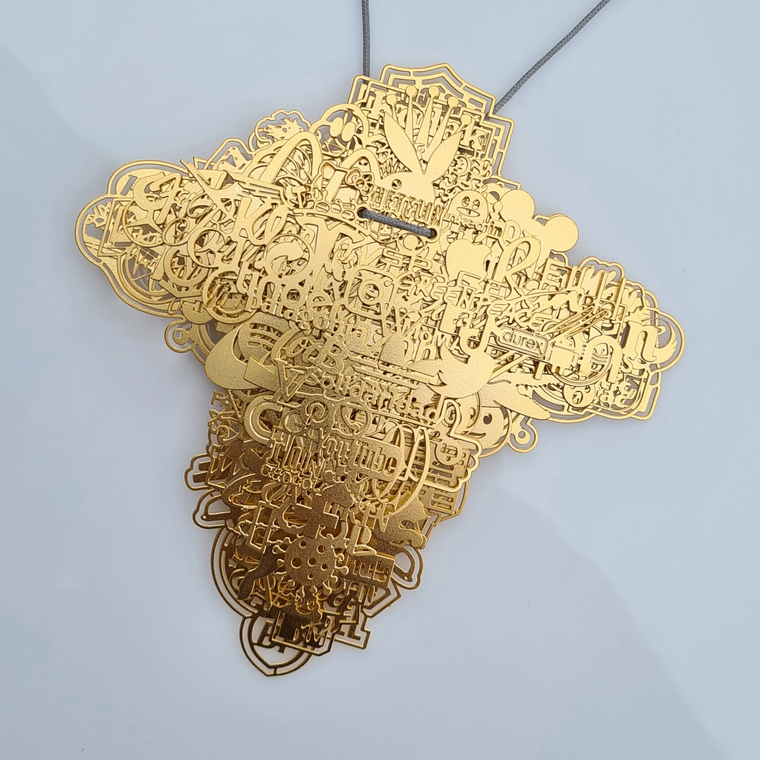 02-Bling-Bling-Jewellery-Gold.jpg