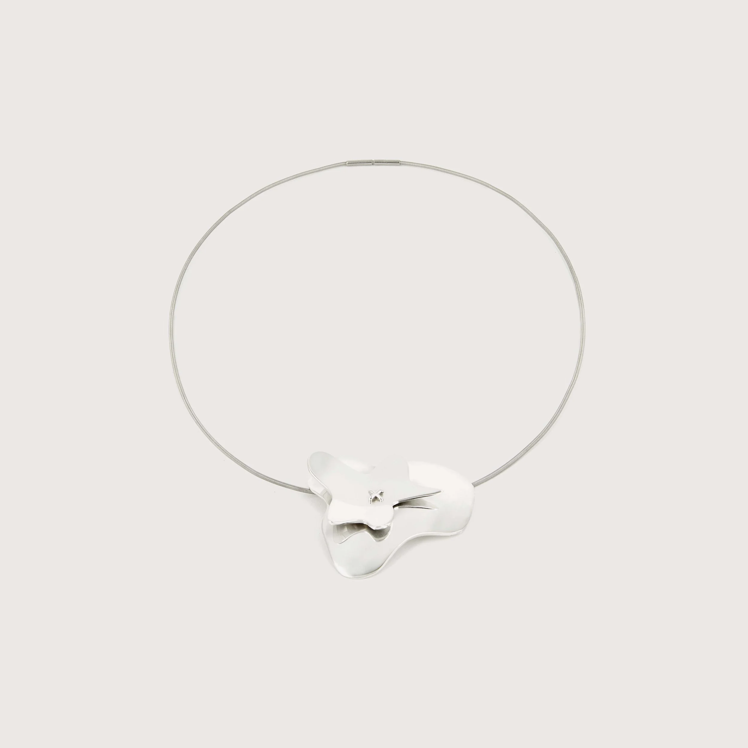 Tjep_Reflection_Necklace_01.jpg