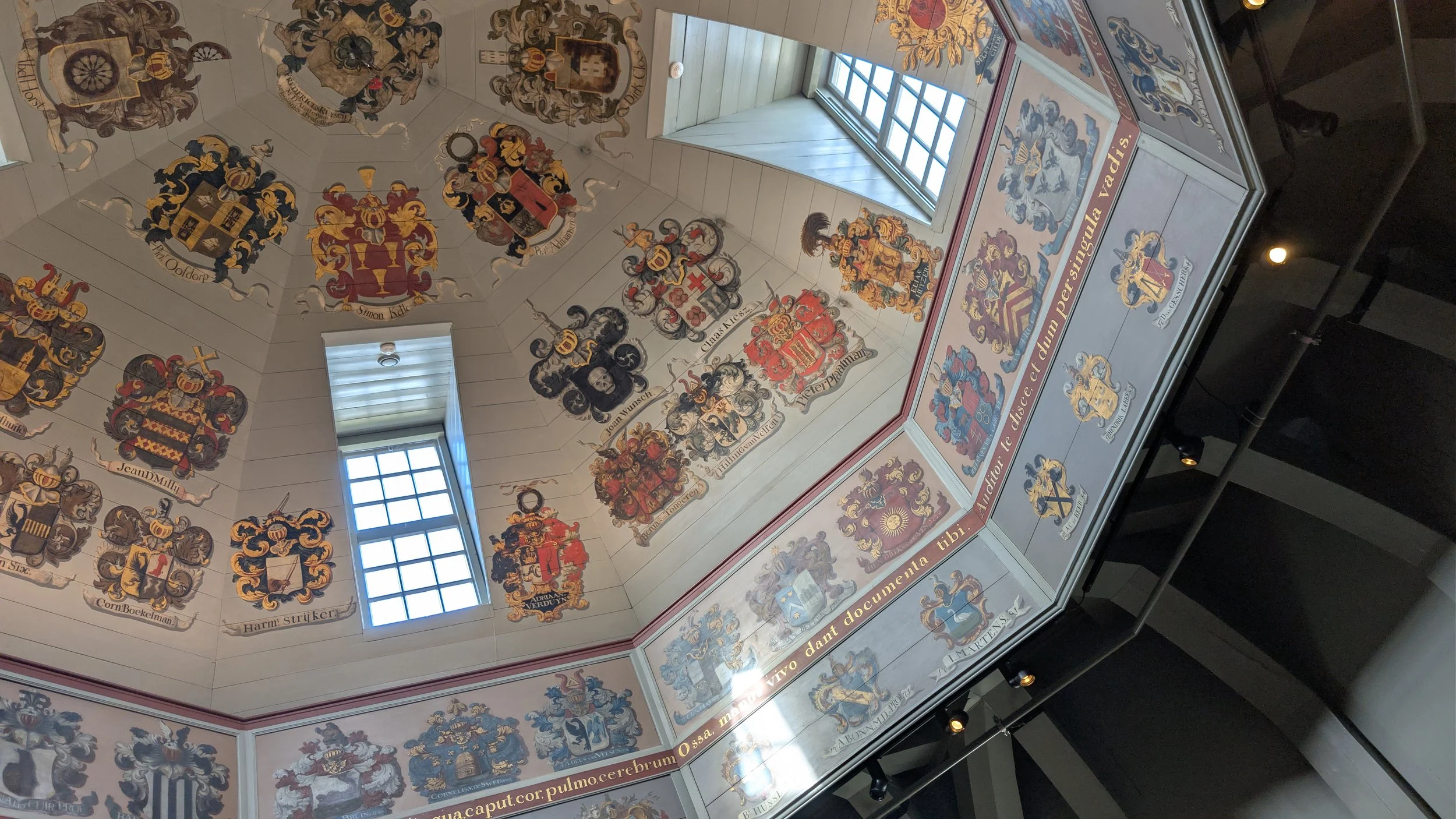 Tjep_Infinite_Scroll_De_Waag_Atmosphere_Ceiling_2.jpg