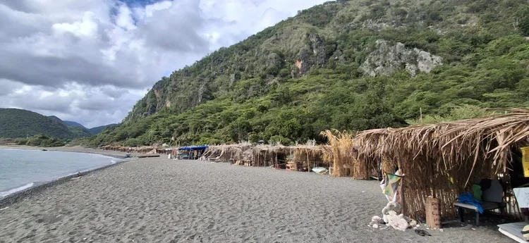 4 Bob Marley Beach.webp