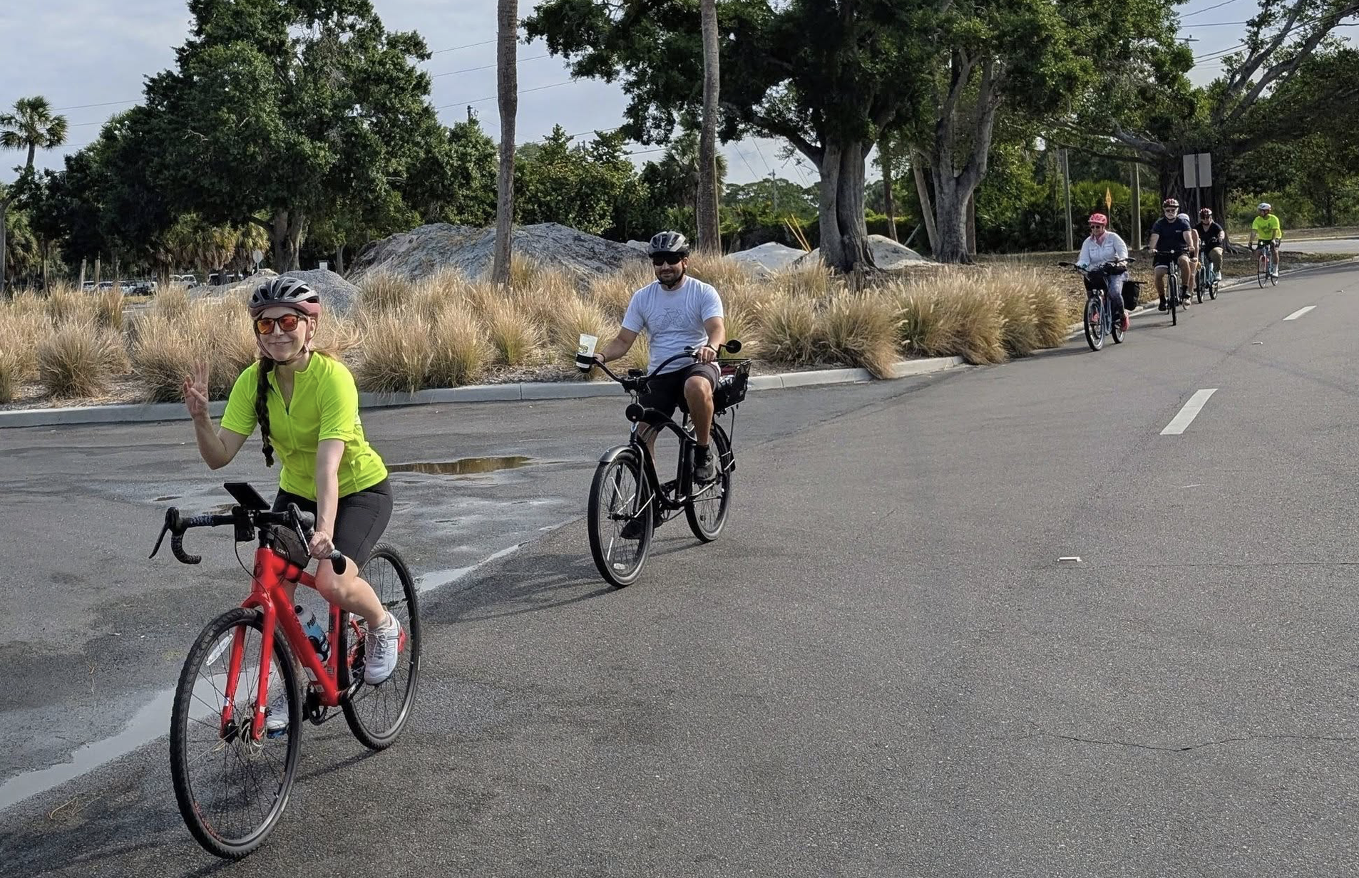 Connect Pinellas Participates in Lakewood Estates Civic Associations first ever community bike bus. 