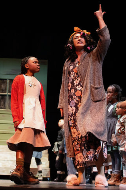 Annie & Miss Hannigan 3.png