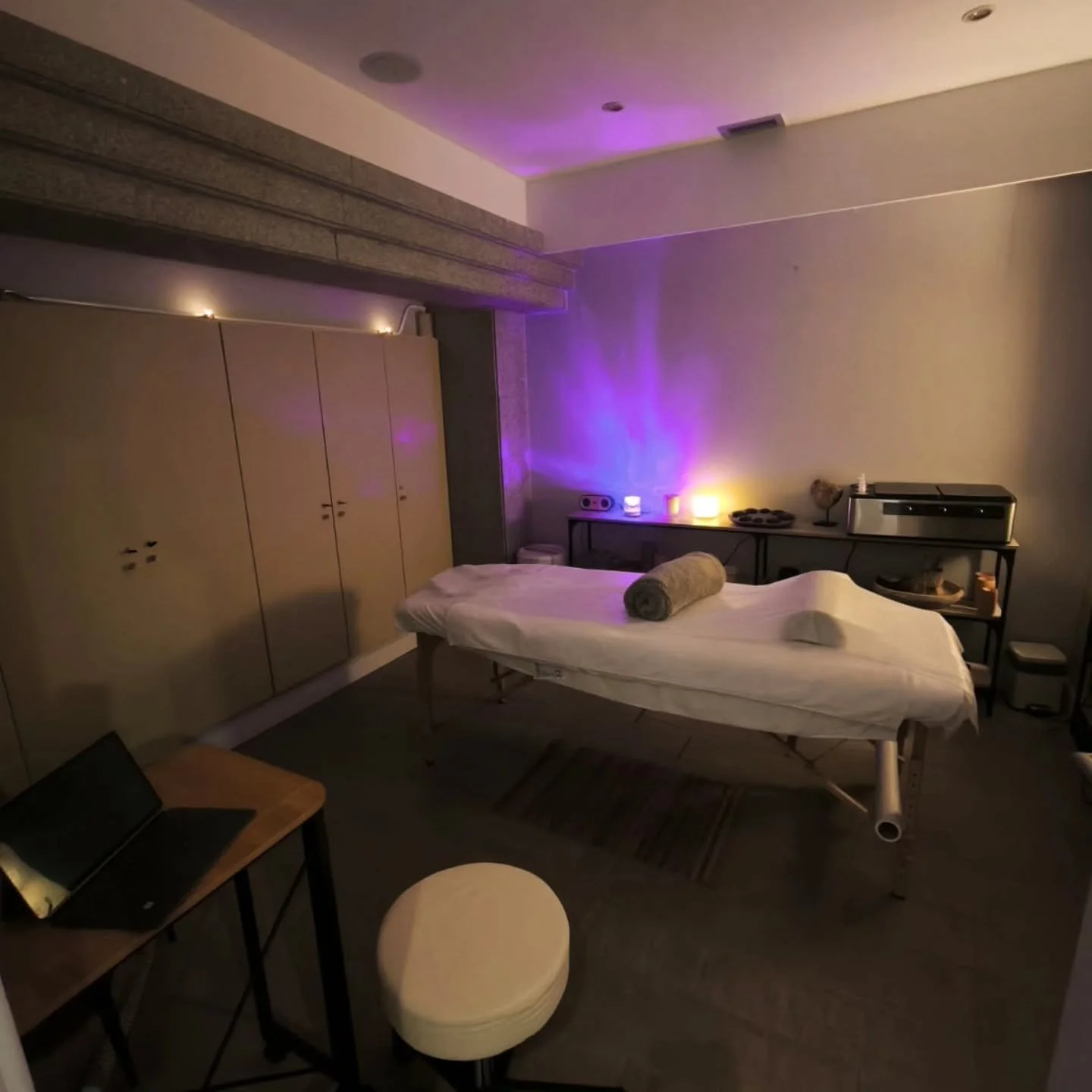 Sa&uacute;de e  bem-estar n&atilde;o t&ecirc;m calend&aacute;rio nem feriados, devem ser a tua cont&iacute;nua prioridade na vida. 🌱

#vemequilibr'arte #feriadoterapeutico #equilibrium