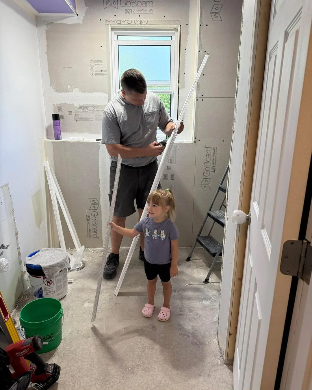 Some of my favorite projects happen after hours.
Working on our own bathroom with my little helper by my side. ❤️🔨

#Helper  #Bathroom #Remodel #HomeImprovement #TheBathCrafter