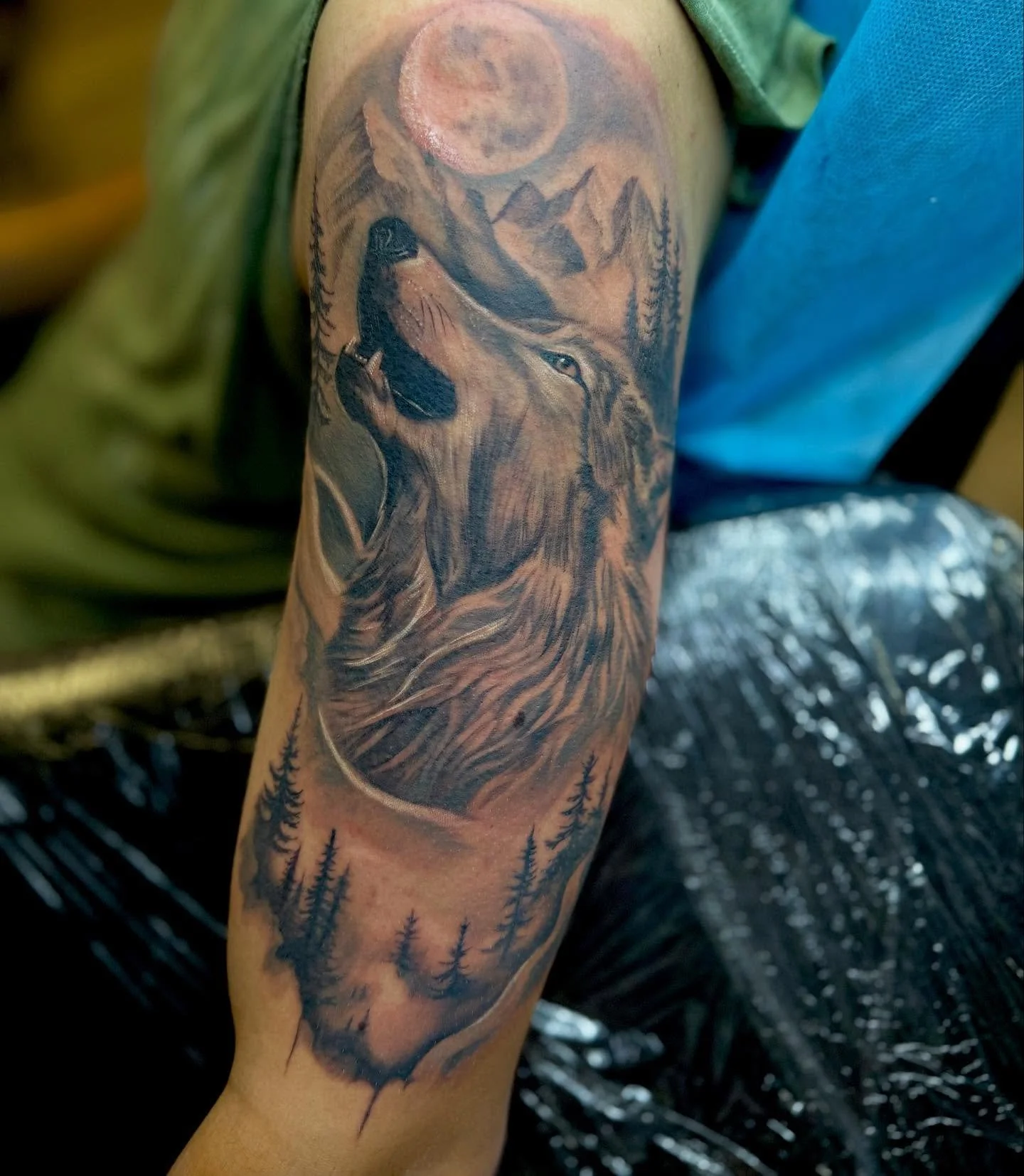 Just inked this masterpiece! 
Quesnel- a few spots left in Nov then mainly booking for Feb
Kelowna- booking December &amp; Jan 
Dm to book!
 #realism #realismtattoo #realismtattoos #tattoo #tattoos #ink #tattooideas #tattooart #quesnel #quesneltattoo