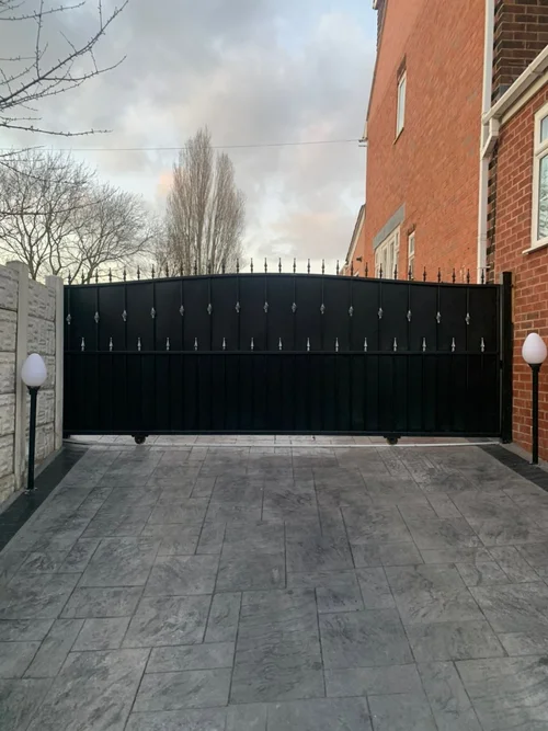 Sliding Gate