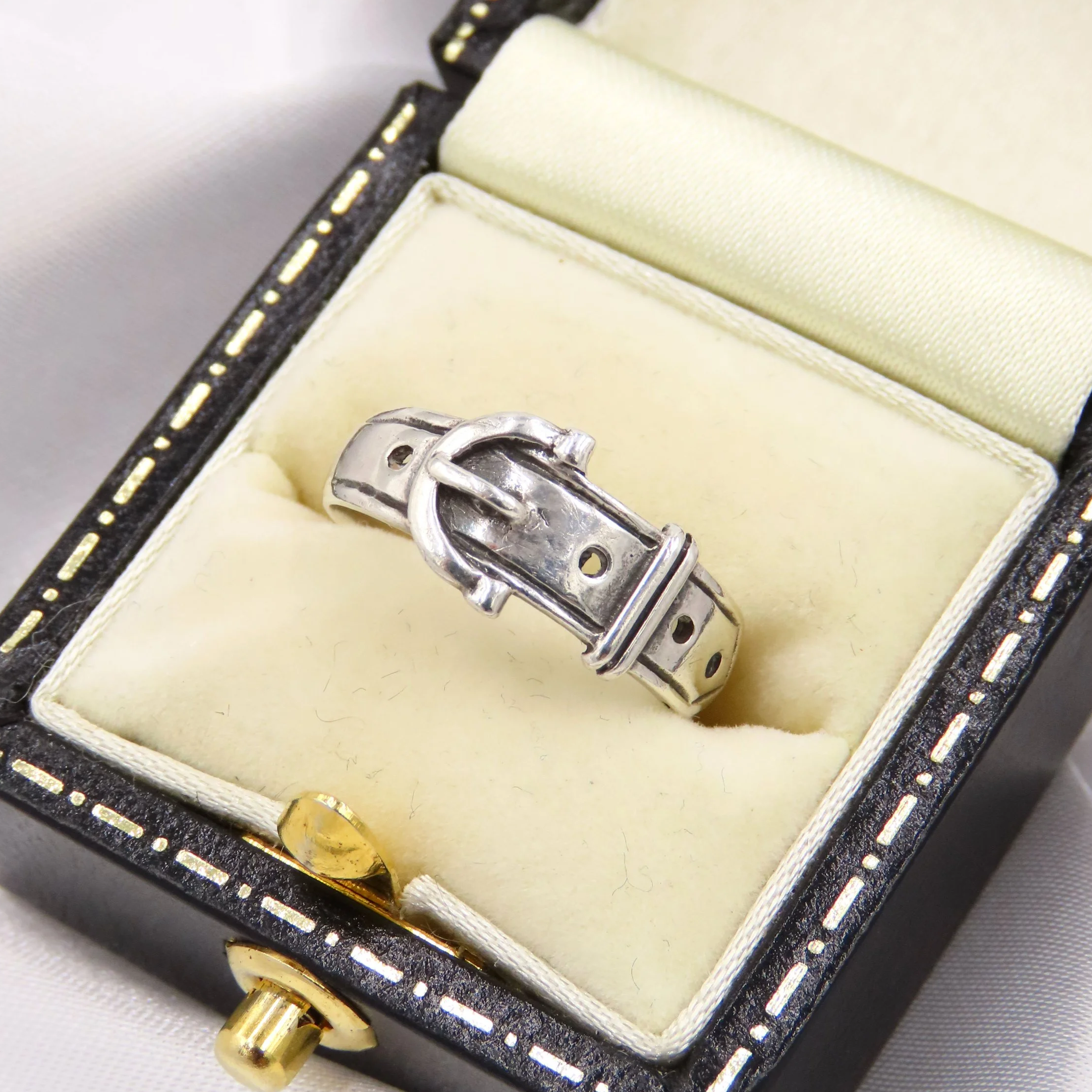 Sterling Silver Mini Buckle Ring, Size K