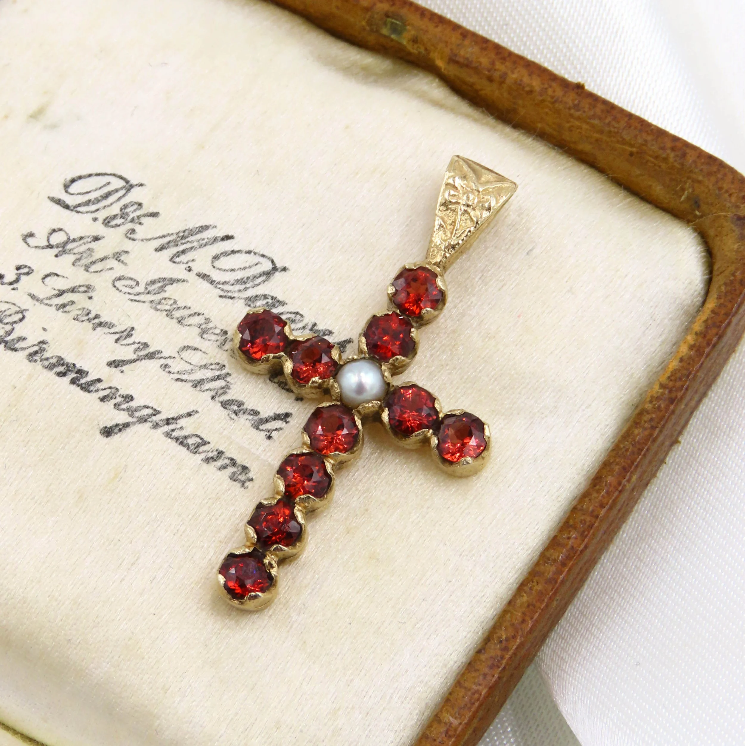 1996 9ct Gold Garnet and Cultured Pearl Cross Pendant