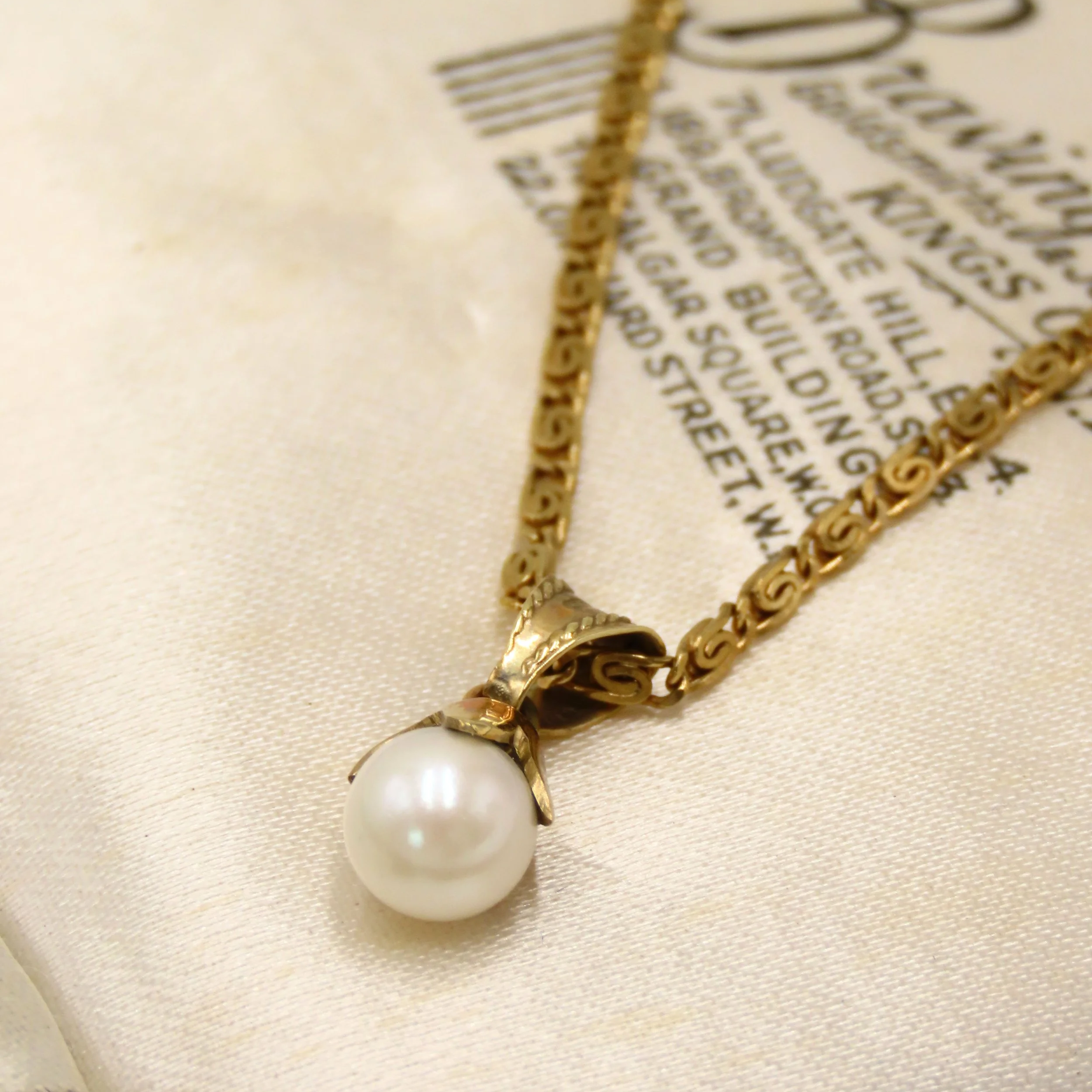 Vintage 9ct Gold Cultured Pearl Necklace