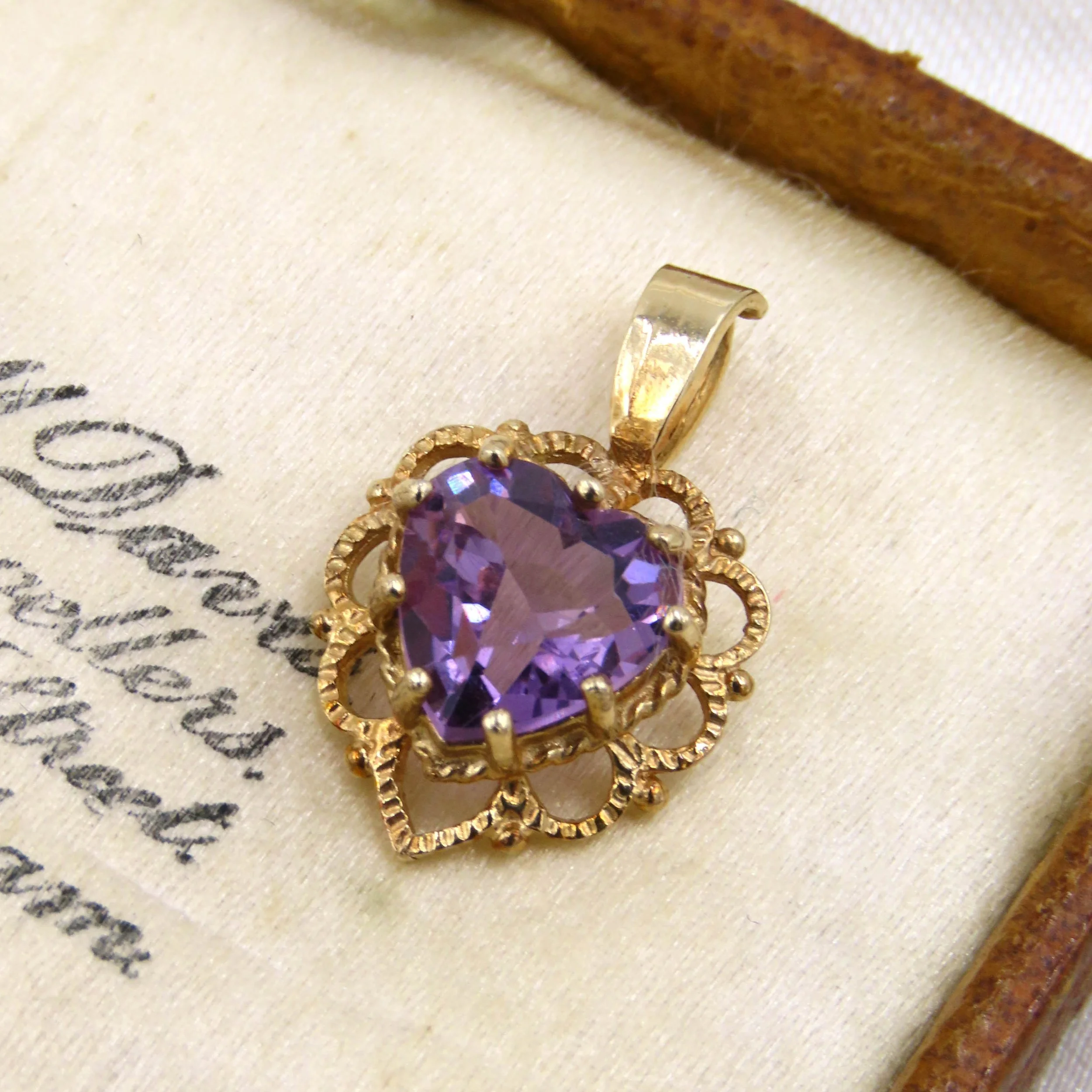 9ct Gold Amethyst Heart Pendant