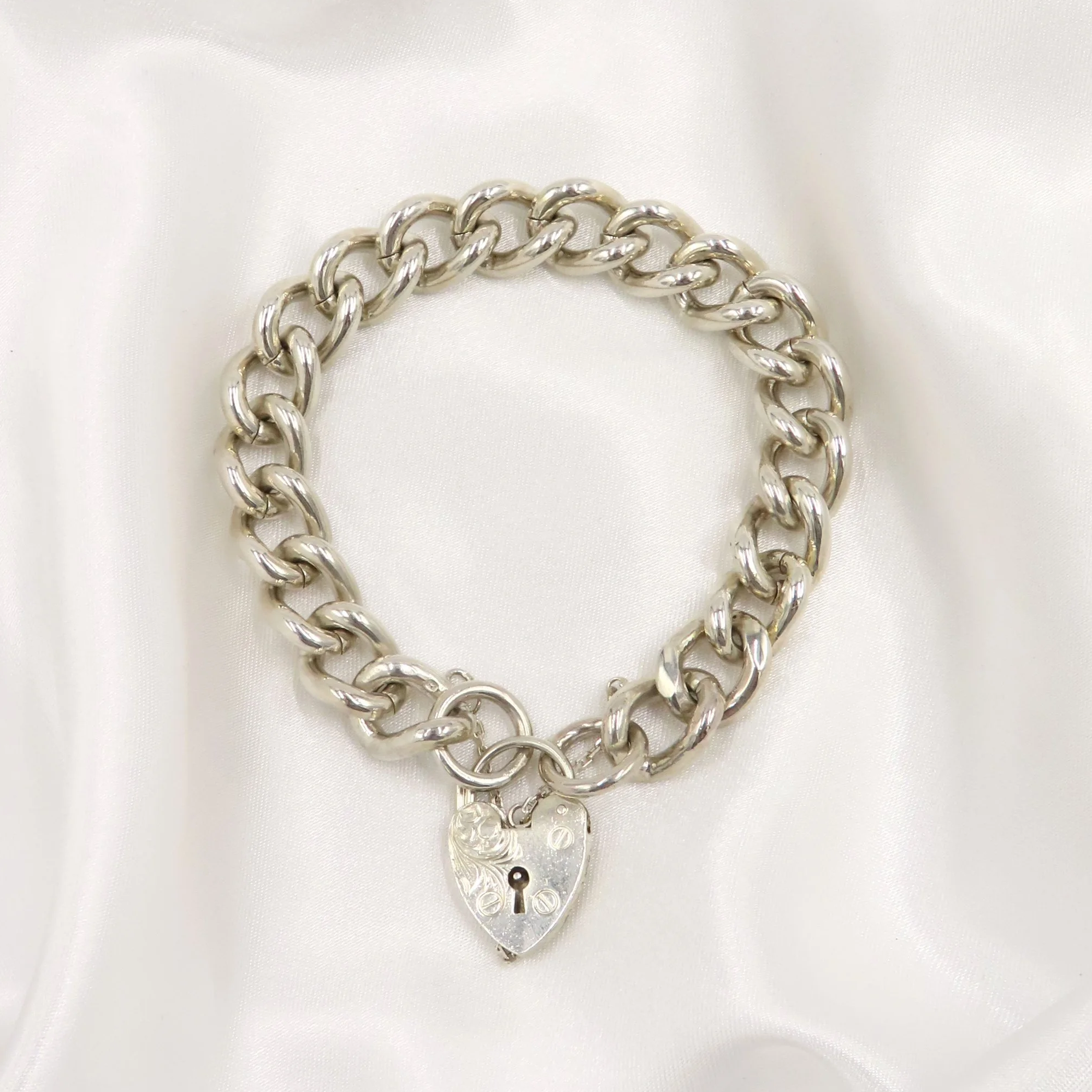 Vintage 1977 Sterling Silver Engraved Heart Padlock Bracelet