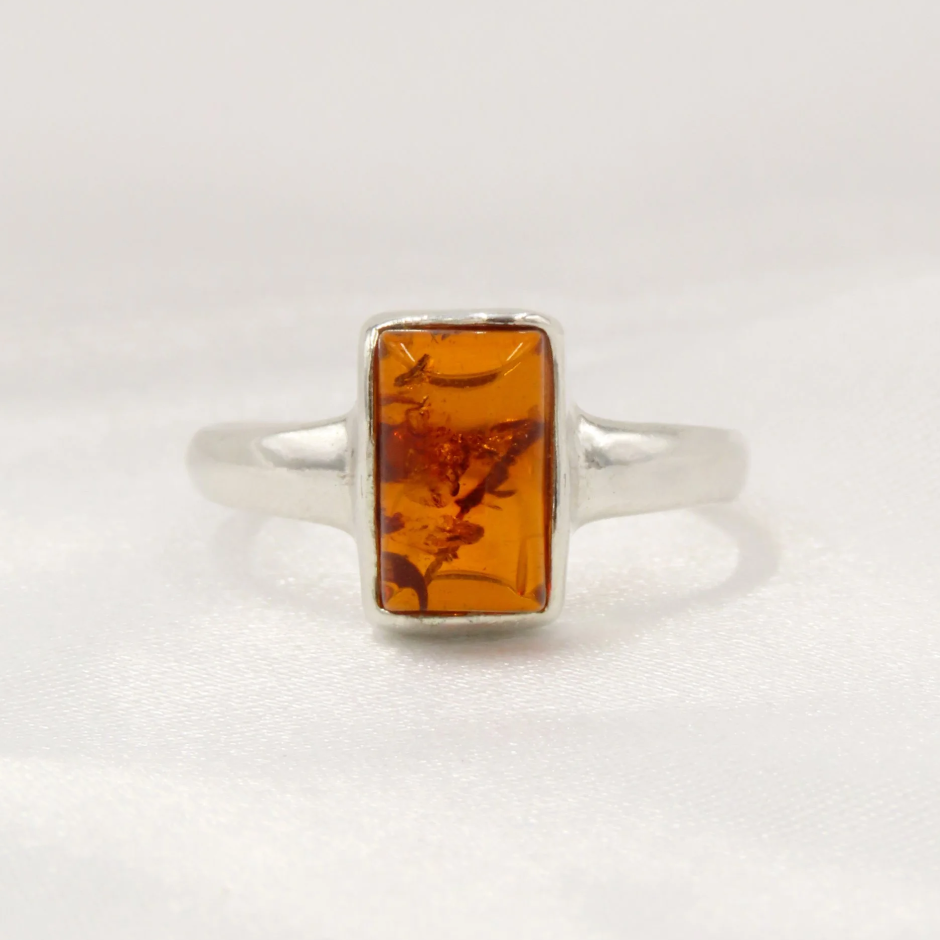 Pre-loved Sterling Silver Amber Ring with Wavy Bezel, Size P
