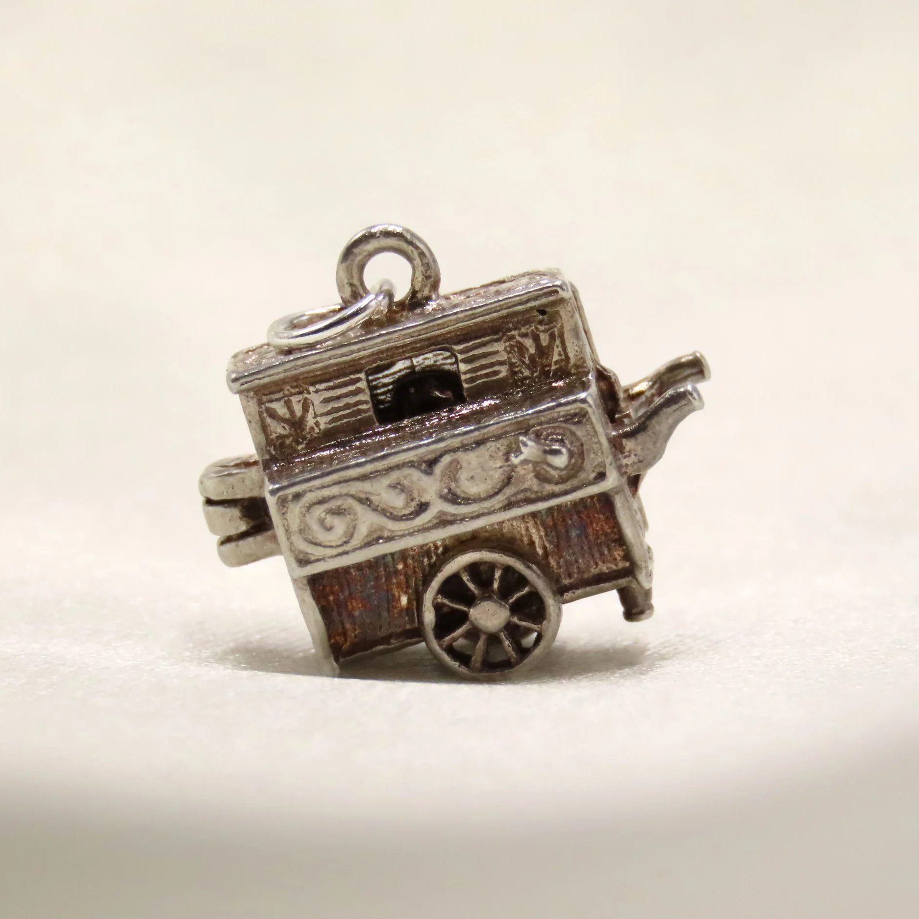 Silver 'CHIM' Opening Organ Grinder Monkey Charm