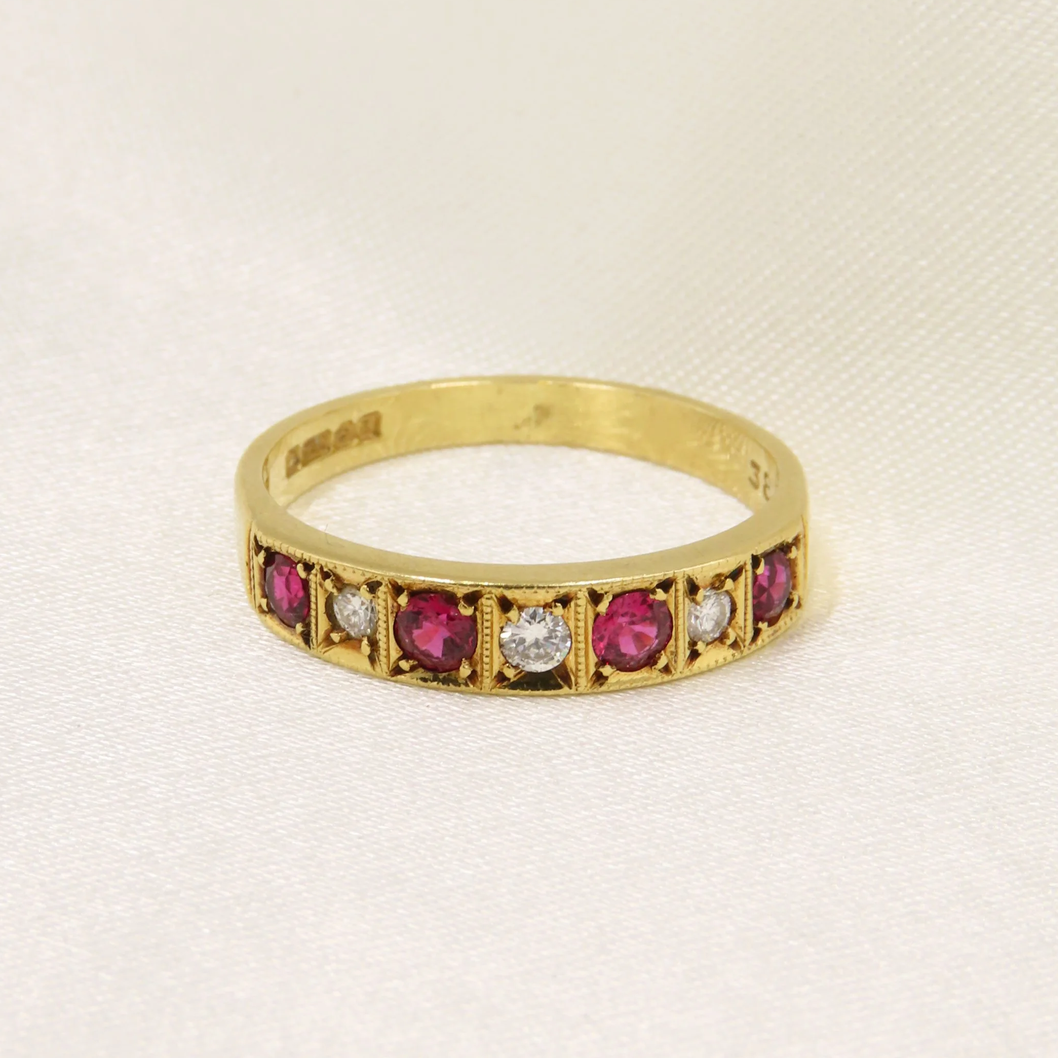 Vintage 1979 18ct Gold Seven Stone Ruby and Diamond Set Ring, Size O