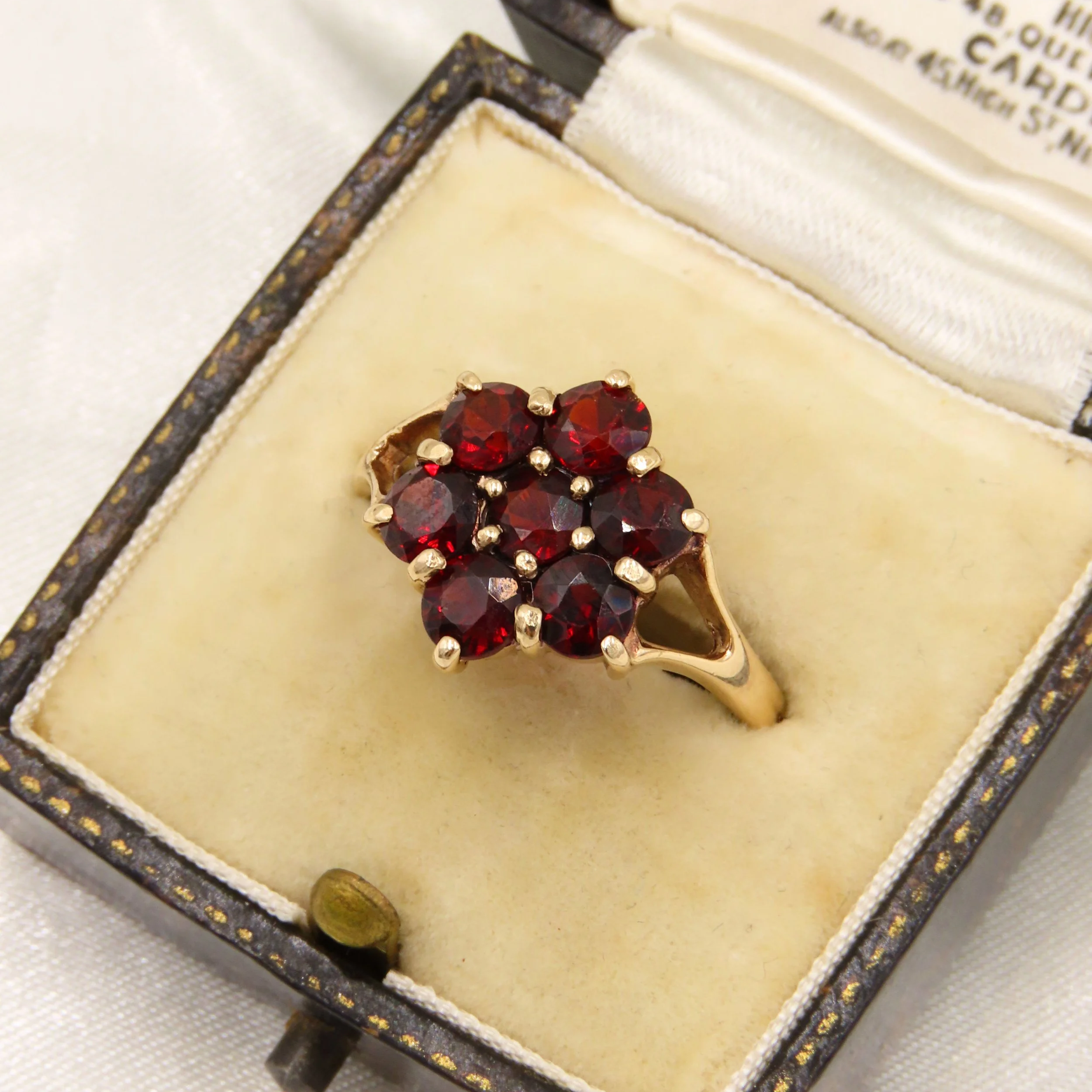 Vintage 1972 9ct Gold Garnet Floral Cluster Ring, Size P