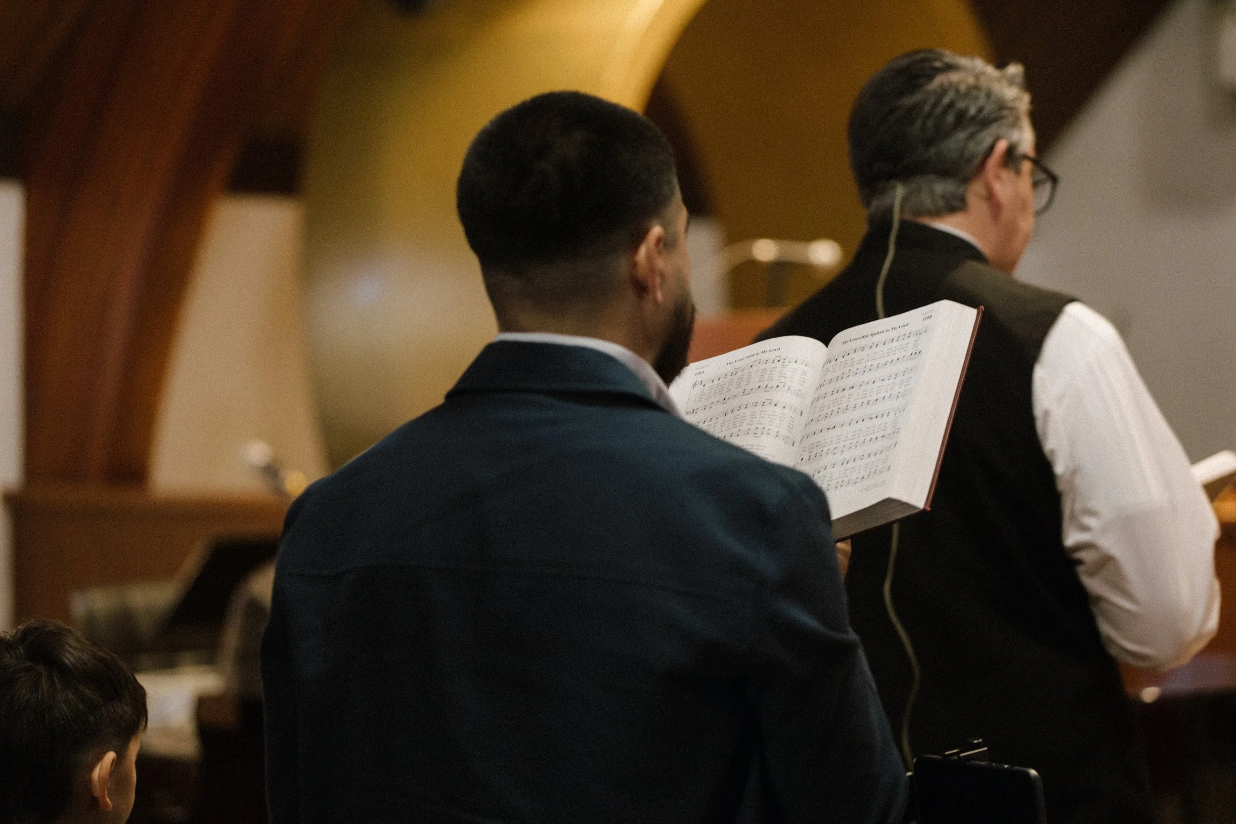 Worship-Singing 5.jpg