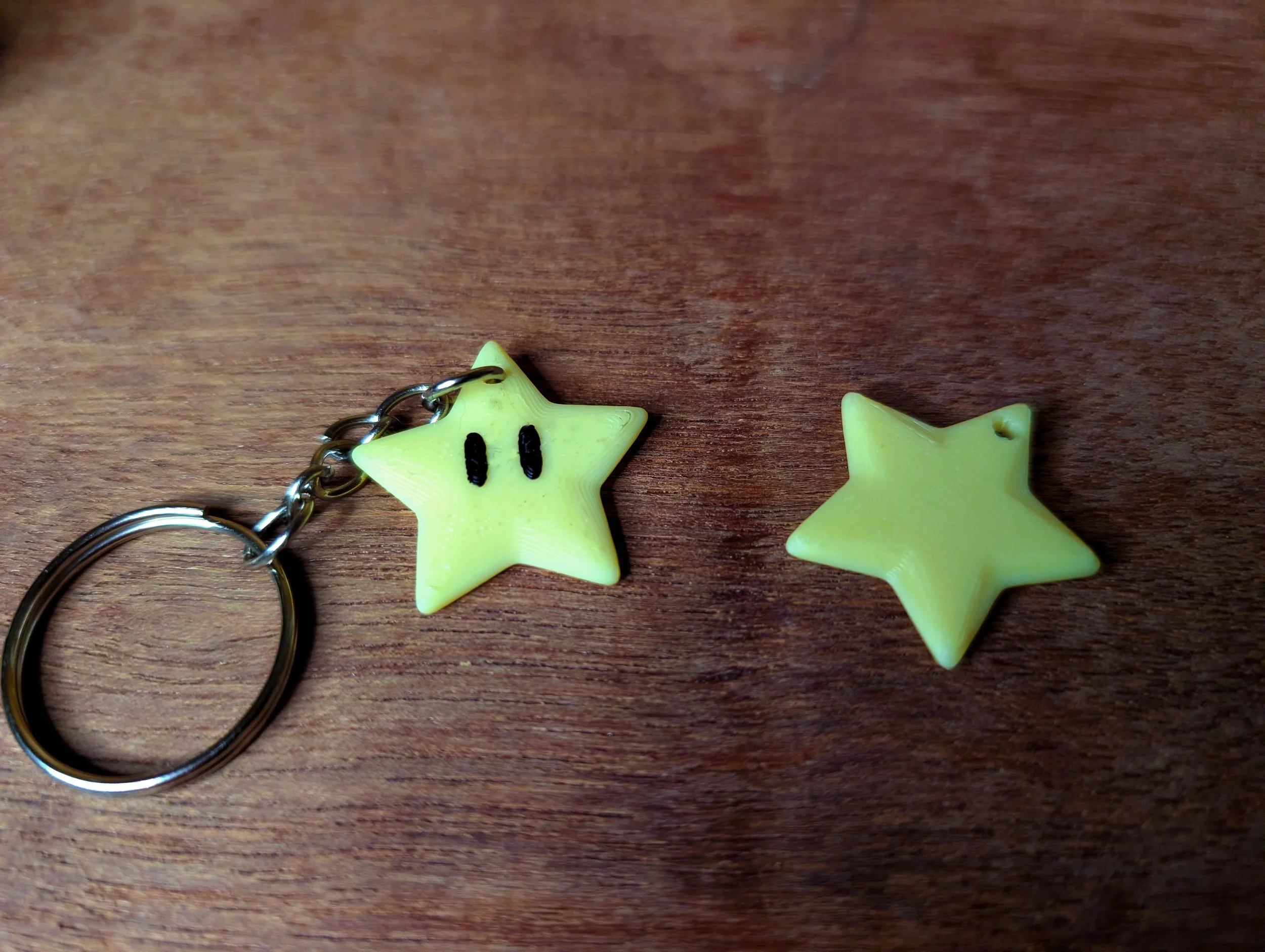 PORTE CLE - ETOILE - MARIO