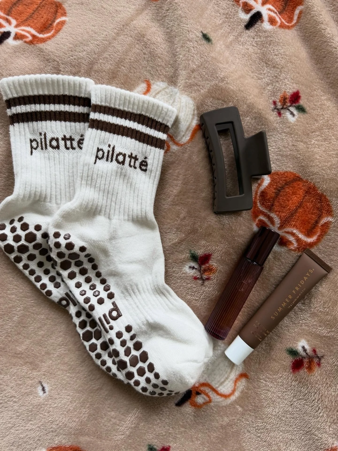 A busy week at Pilatt&eacute; - lots of renovation updates and a few fun moments in between! 

1. Grip socks = essentials 🧦 
2. Walls are now the most delicious shade of brown 🤎
3. Indoor signage 🤩
4. Grip socks in full use 🫶🏽
5. Window signage 