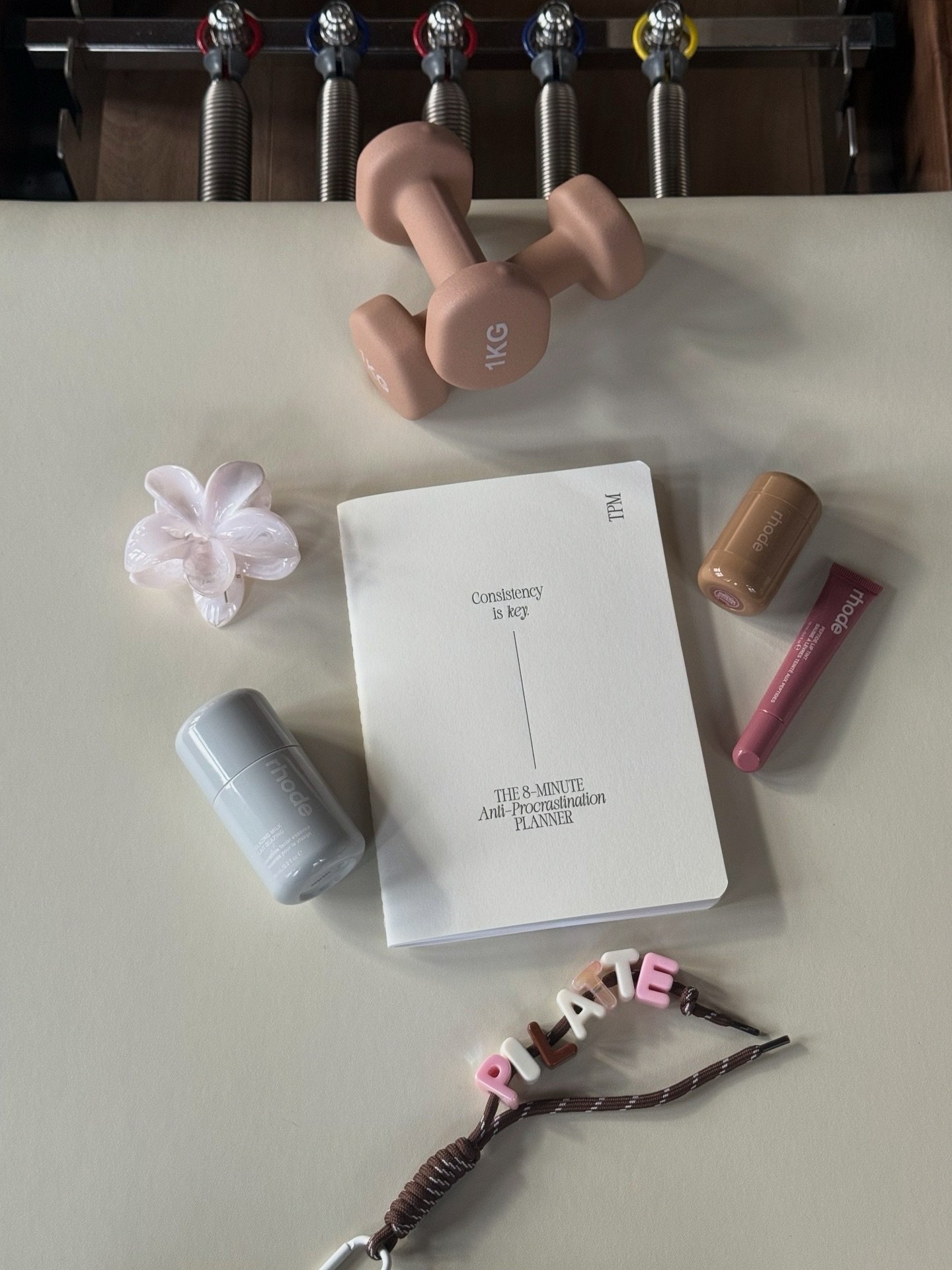 Weekly studio dump looking like a Xmas wish list tbh 👀🤎✨