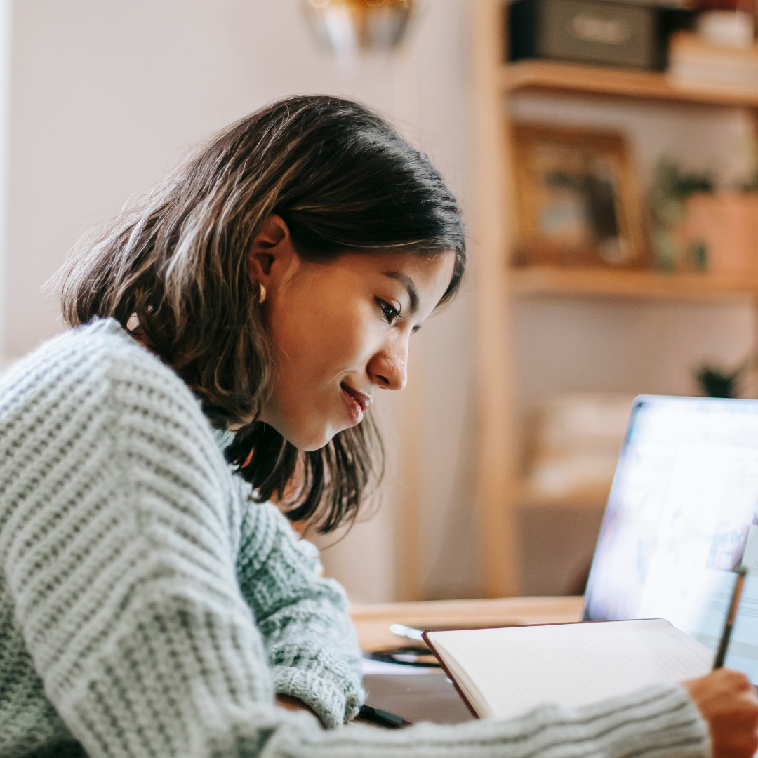 Crafting Your College Essays: Stand Out with Your Story
