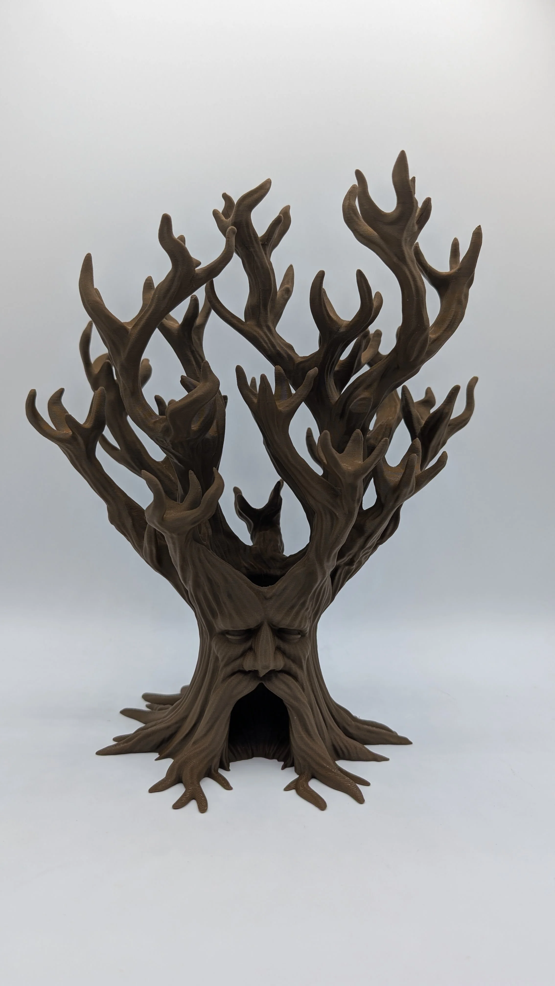 The Great Legend Tree Dice Holder and Dice Tower