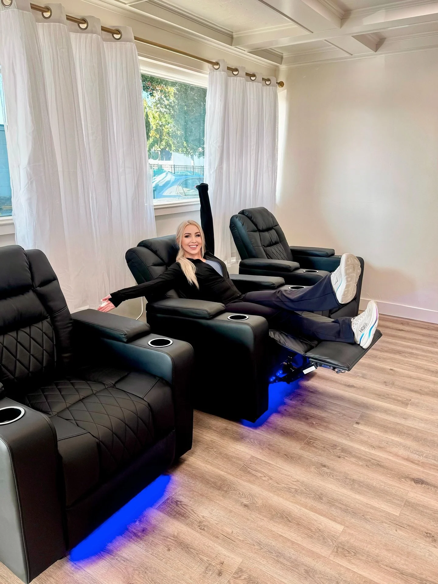 They said &lsquo;take a seat&rsquo;&hellip; we took that personally 🛋️✨ Now we&rsquo;ve got a lounge full of dangerously comfy chairs (warning: you may never want to leave 😉💧).

So tell us, what snacks + sips should we stock for the ultimate loung