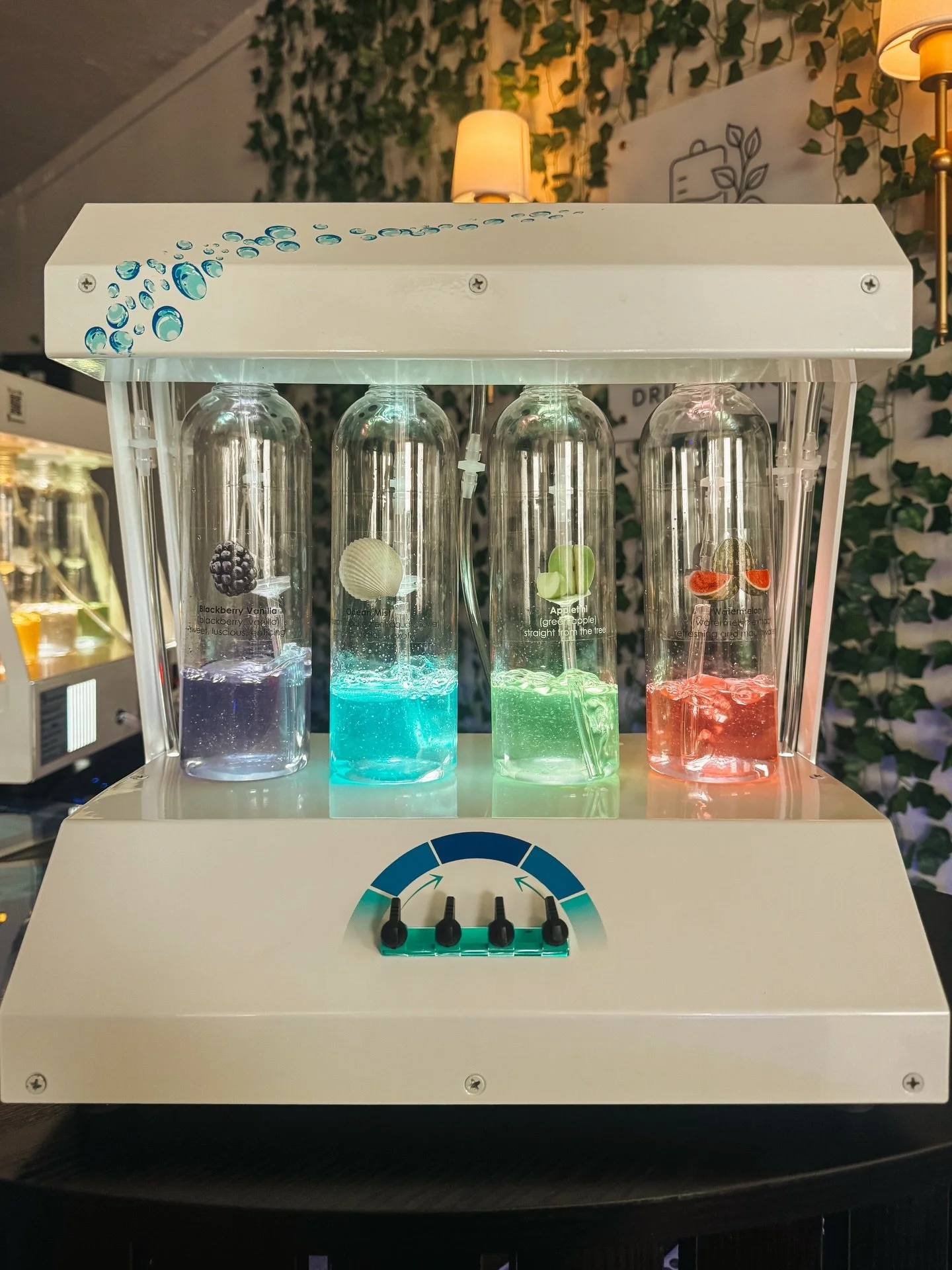 Need a quick reset? 💨

Our Oxygen Bar sessions start at $15 at IVY Drip Lounge.

Relax in the lounge while breathing purified, concentrated oxygen through a comfortable nasal cannula. You can also choose from a variety of aromatherapy scents to enha