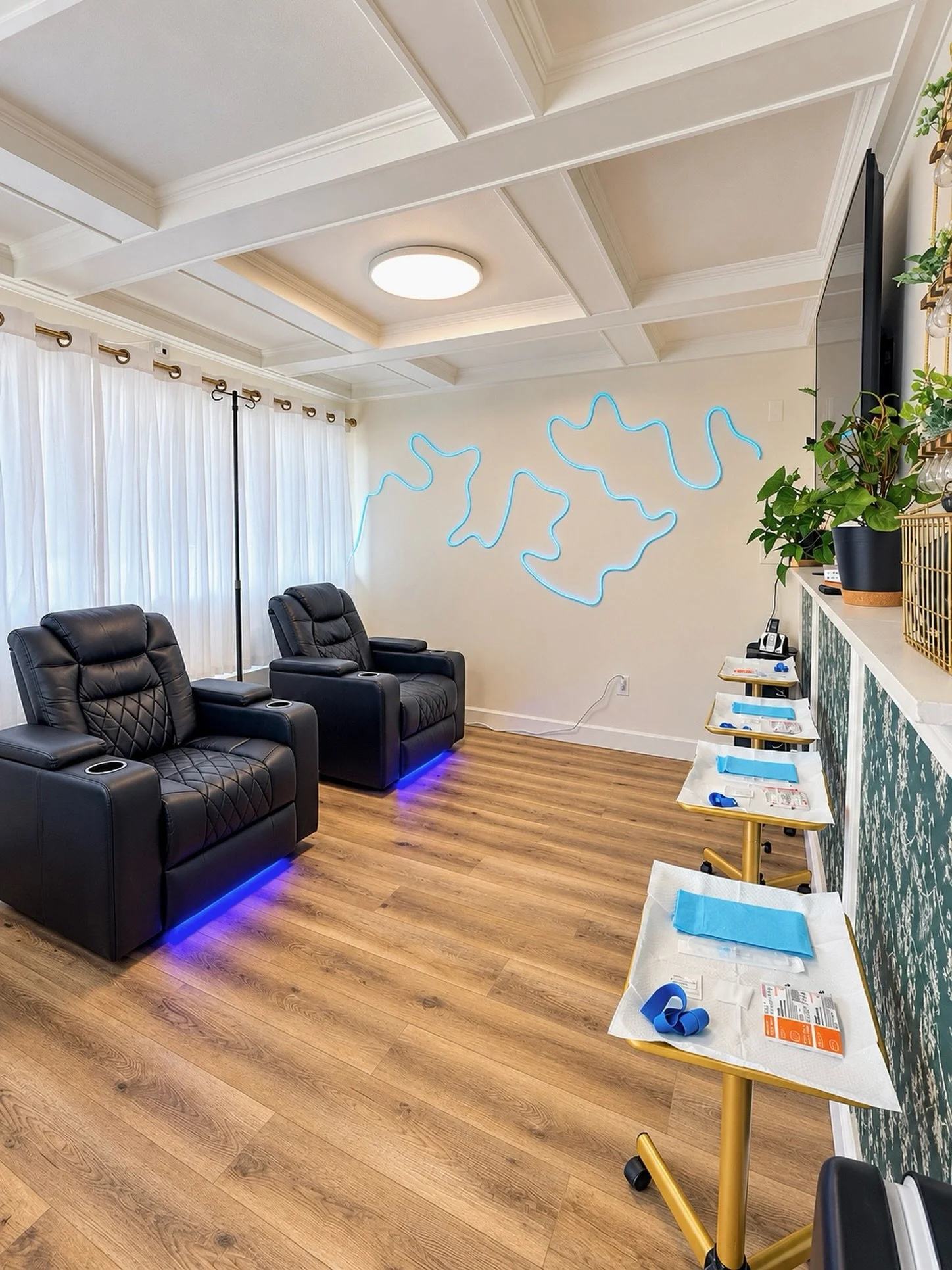 💧 Been wanting to try IV hydration? 💧

If IV hydration has been on your &ldquo;I&rsquo;ve been wanting to try that&rdquo; list, our new client special is a great place to start. 🤍

✨ Your first full-size 1,000 mL specialty drip is $165.

Pick from