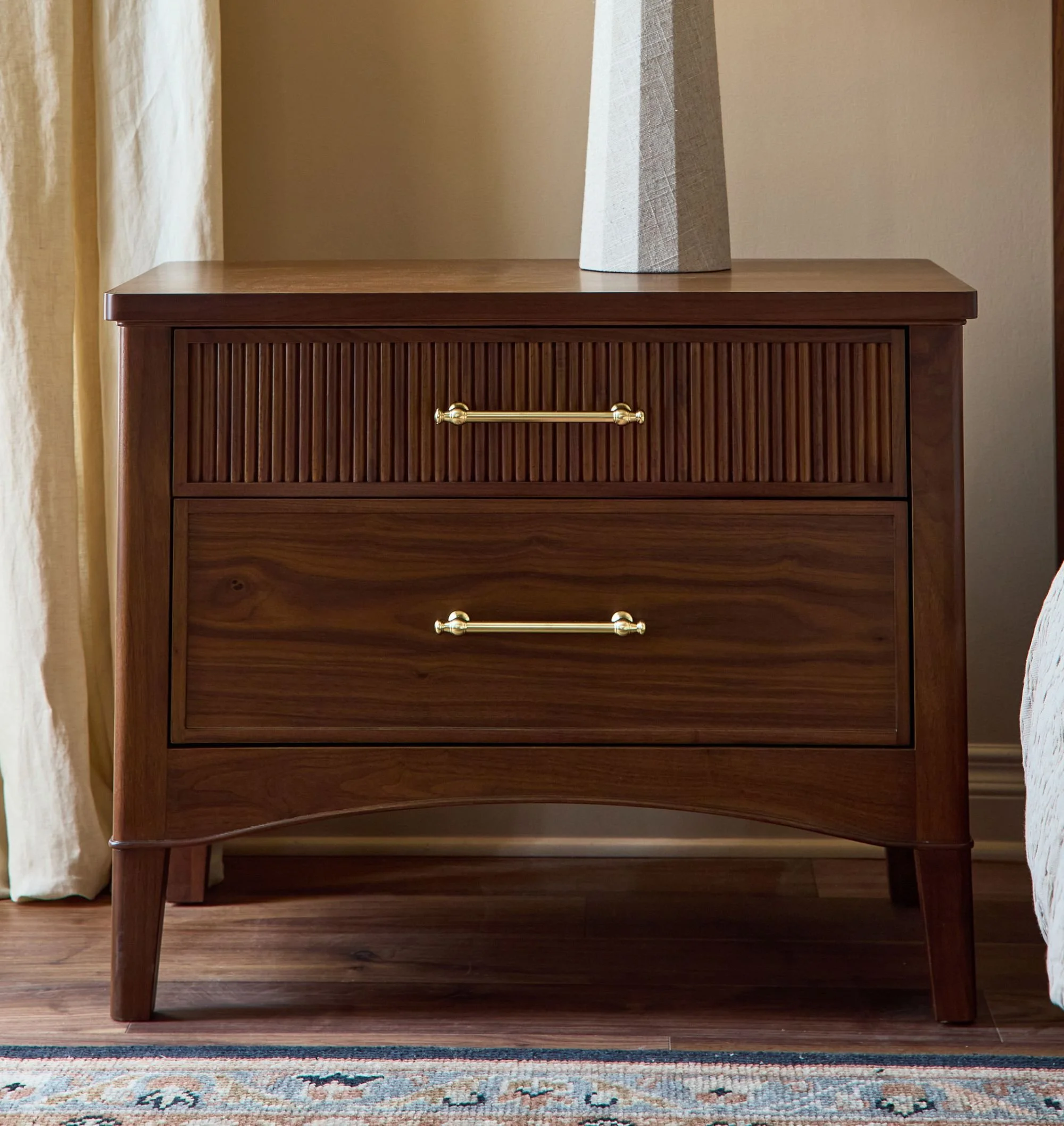 islington-32-nightstand-xl (1).jpg