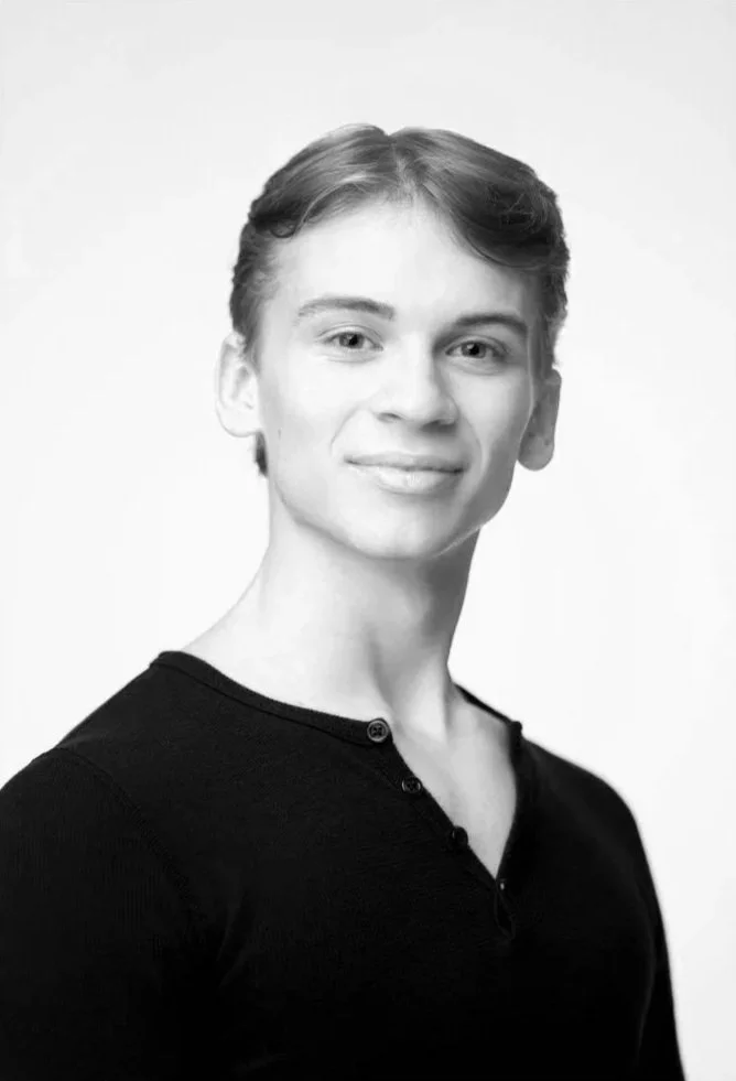 LOCHLAN PERROTT