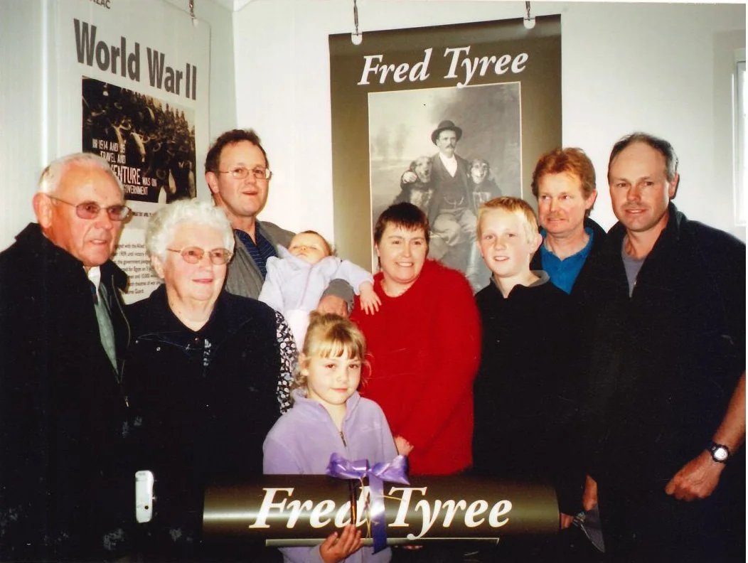 Tyree family in Aorere Centre, Collingwood, 2007-1