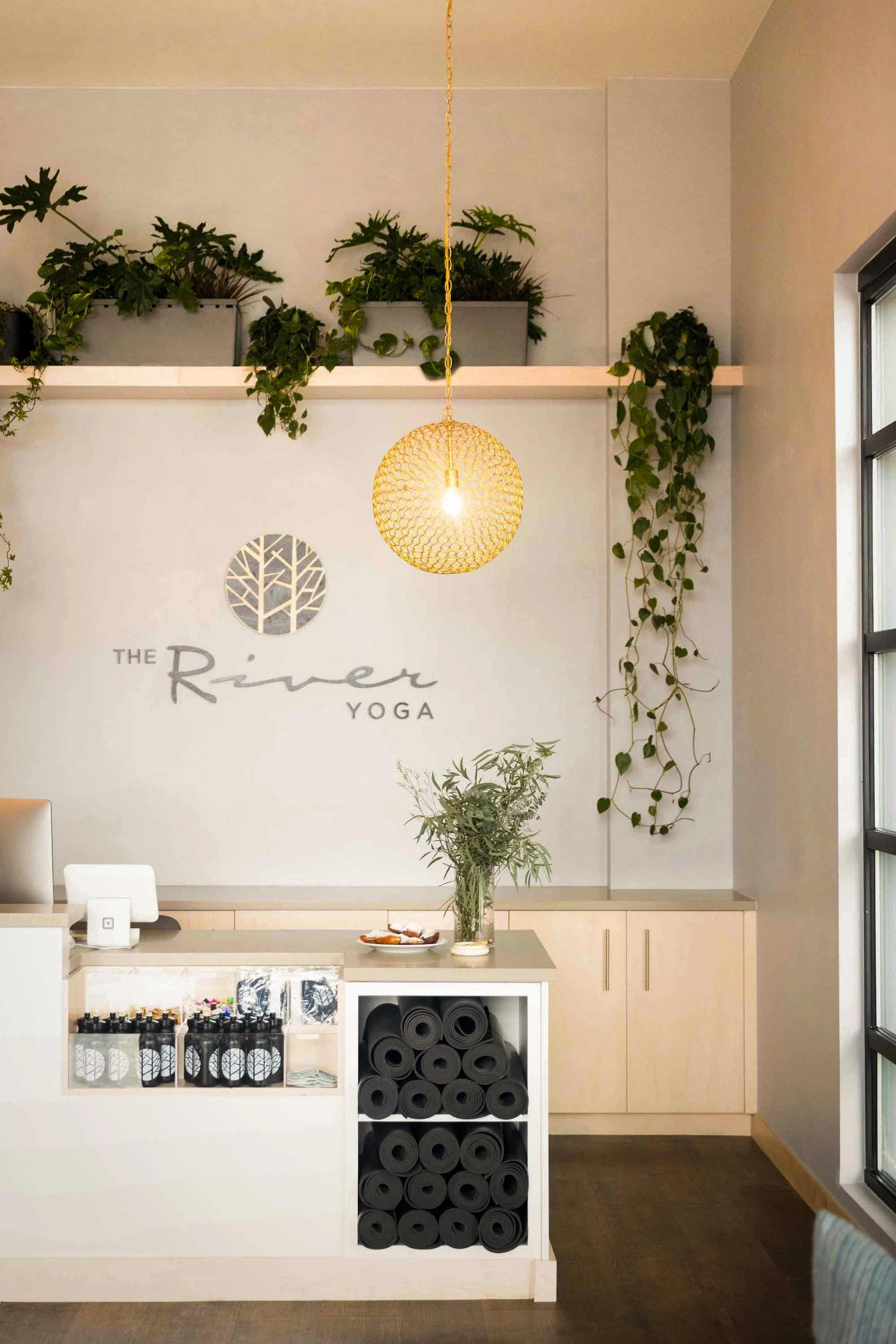 J-Designs-the-river-yoga-sunnyside-interior-design-02-2.jpg